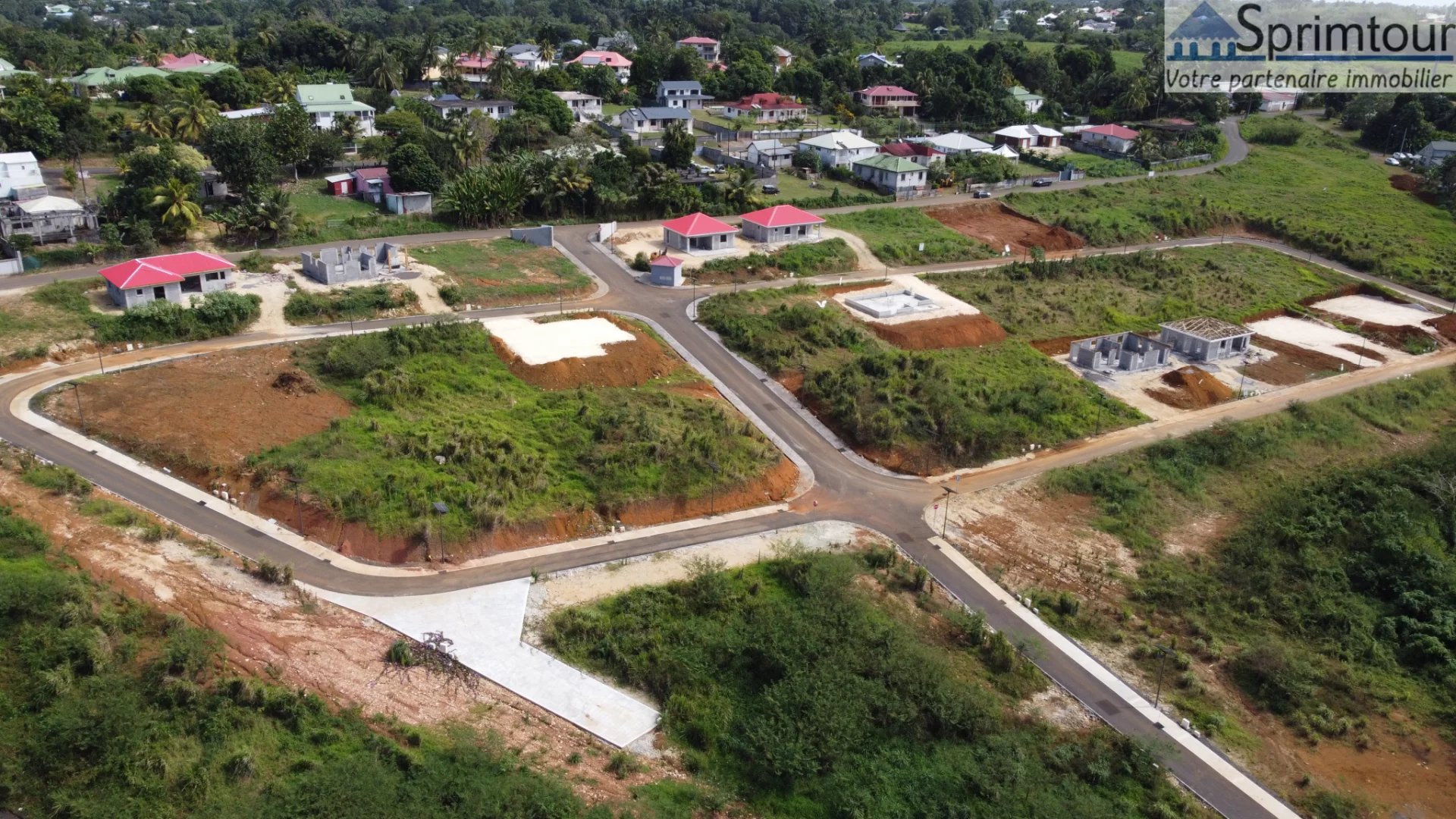 Vente Terrain Lamentin