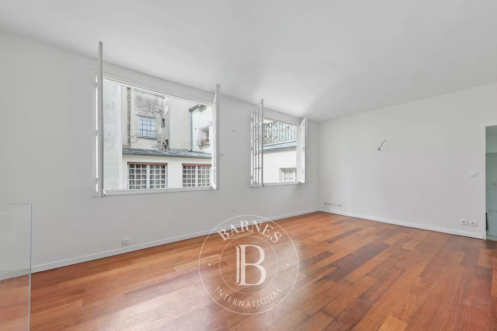 Daire Paris 6ème - picture 5