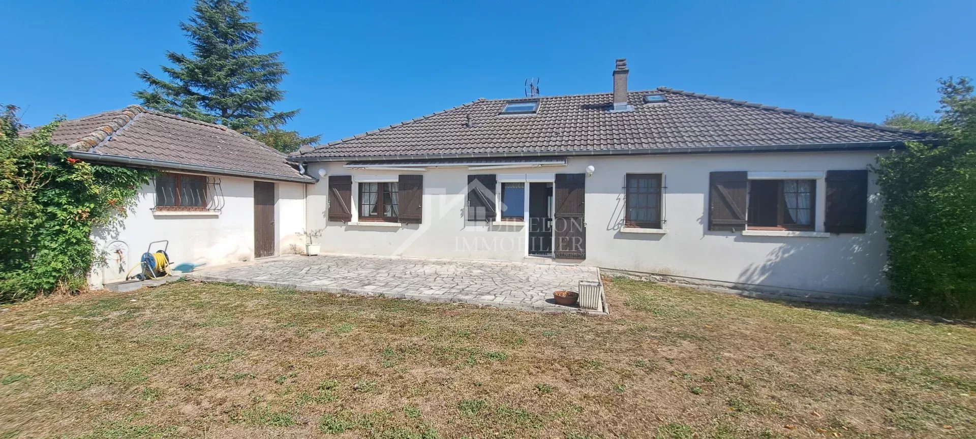 Agence immobilière de 