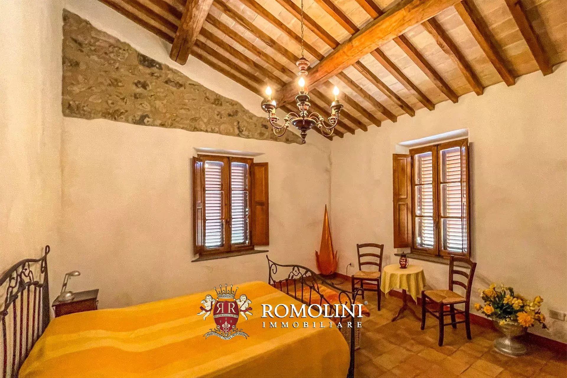 6 Bedroom Vineyard's Image 34