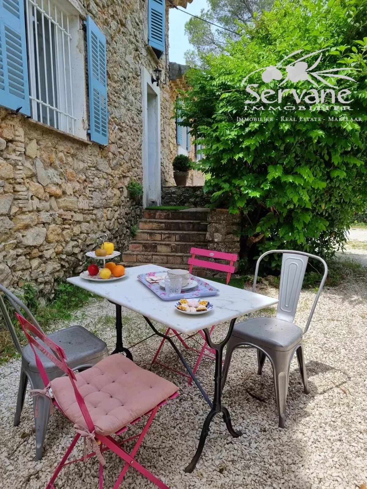 MAGNIFICENT T7 BASTIDE IN LORGUES STONE