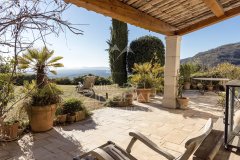 EXCLUSIVE PROPERTY WITH SEA VIEW — photo 4 of 14