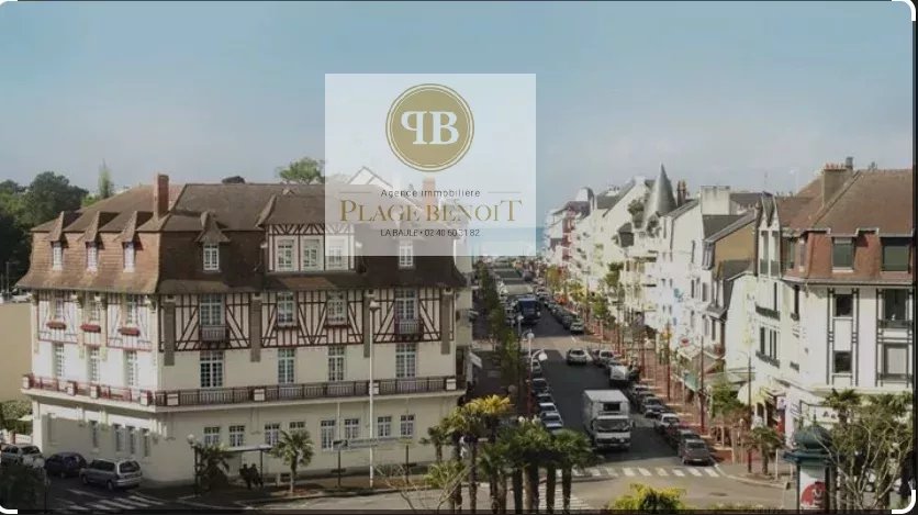 LA BAULE LES PINS PROCHE COMMERCES ET PLAGE SUPERBE T3