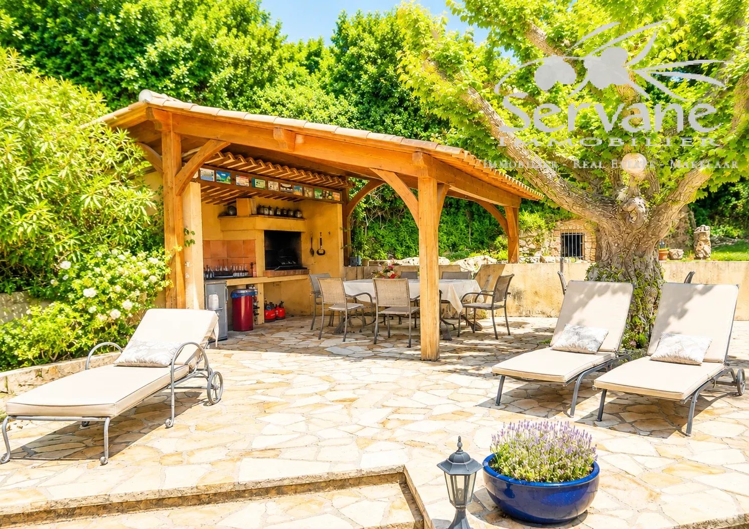 Cotignac 4 bedrooms, swimming pool and view