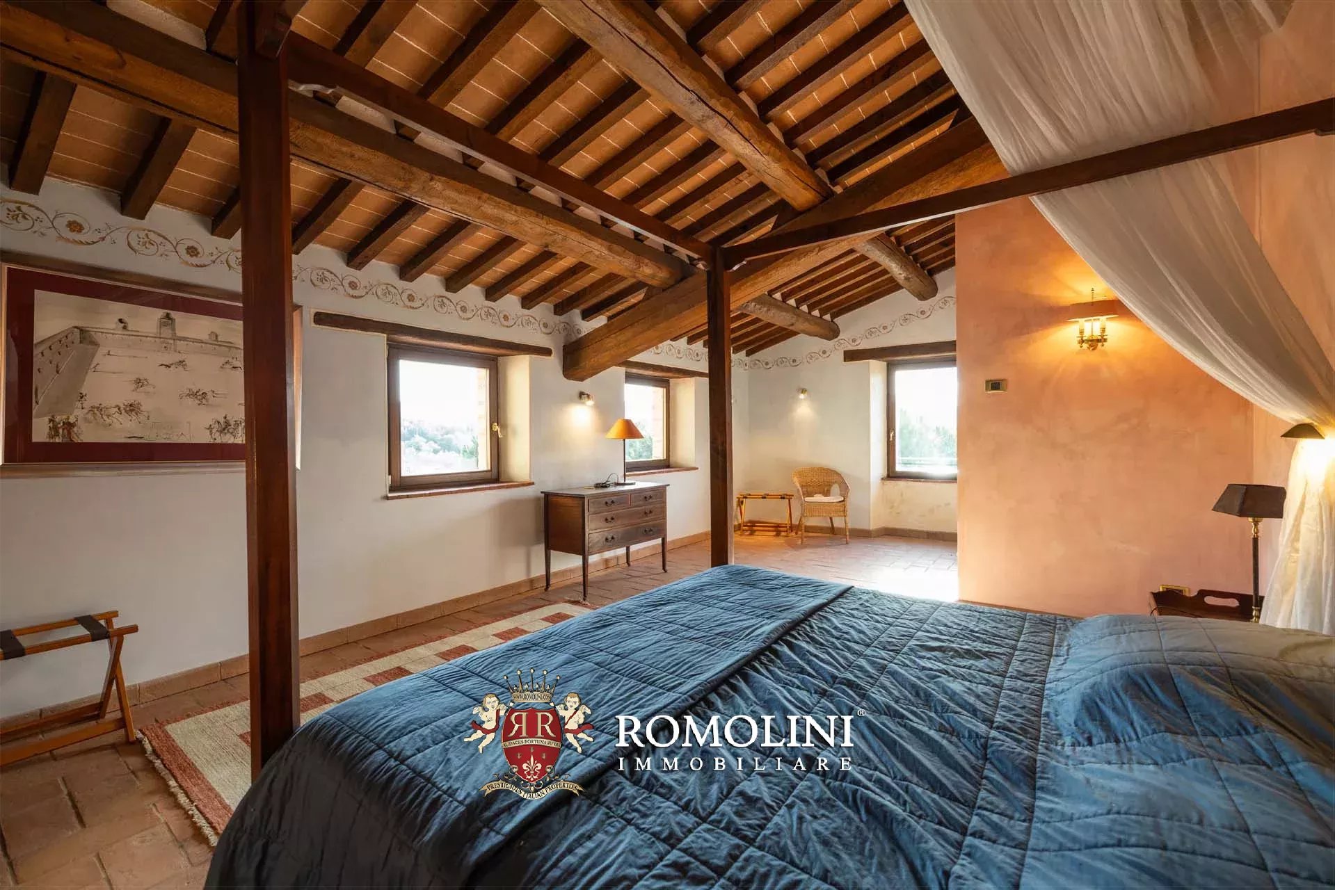 10 Bedroom Villa/Townhouse's Image 149