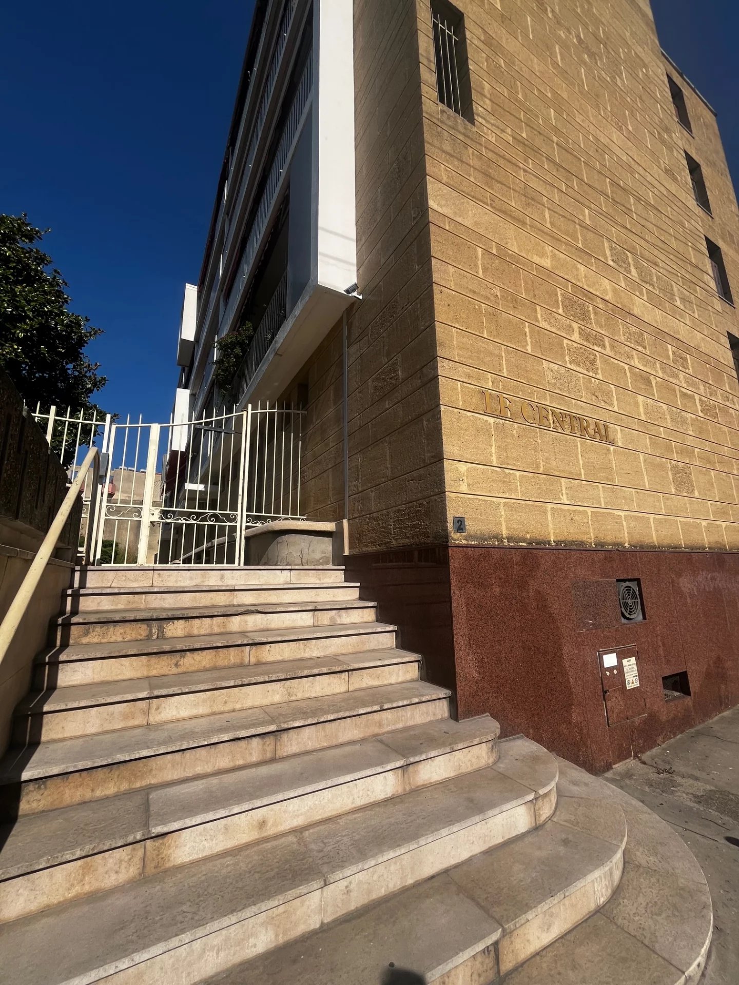 Agence immobilière de Leonis Immobilier Pays d'Arles