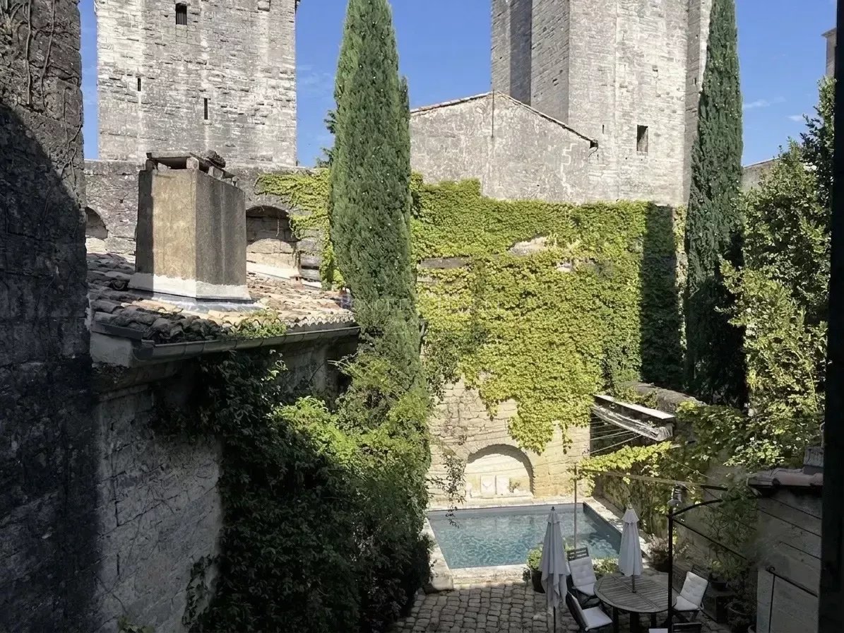 Uzès