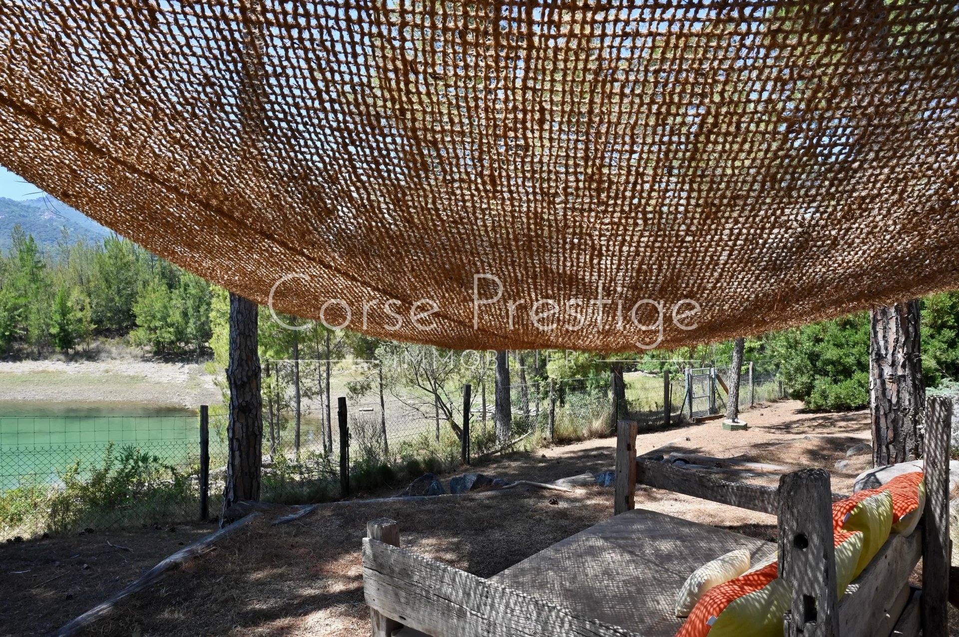 un domaine au bord de l-eau a vendre - côte est - haute corse image3