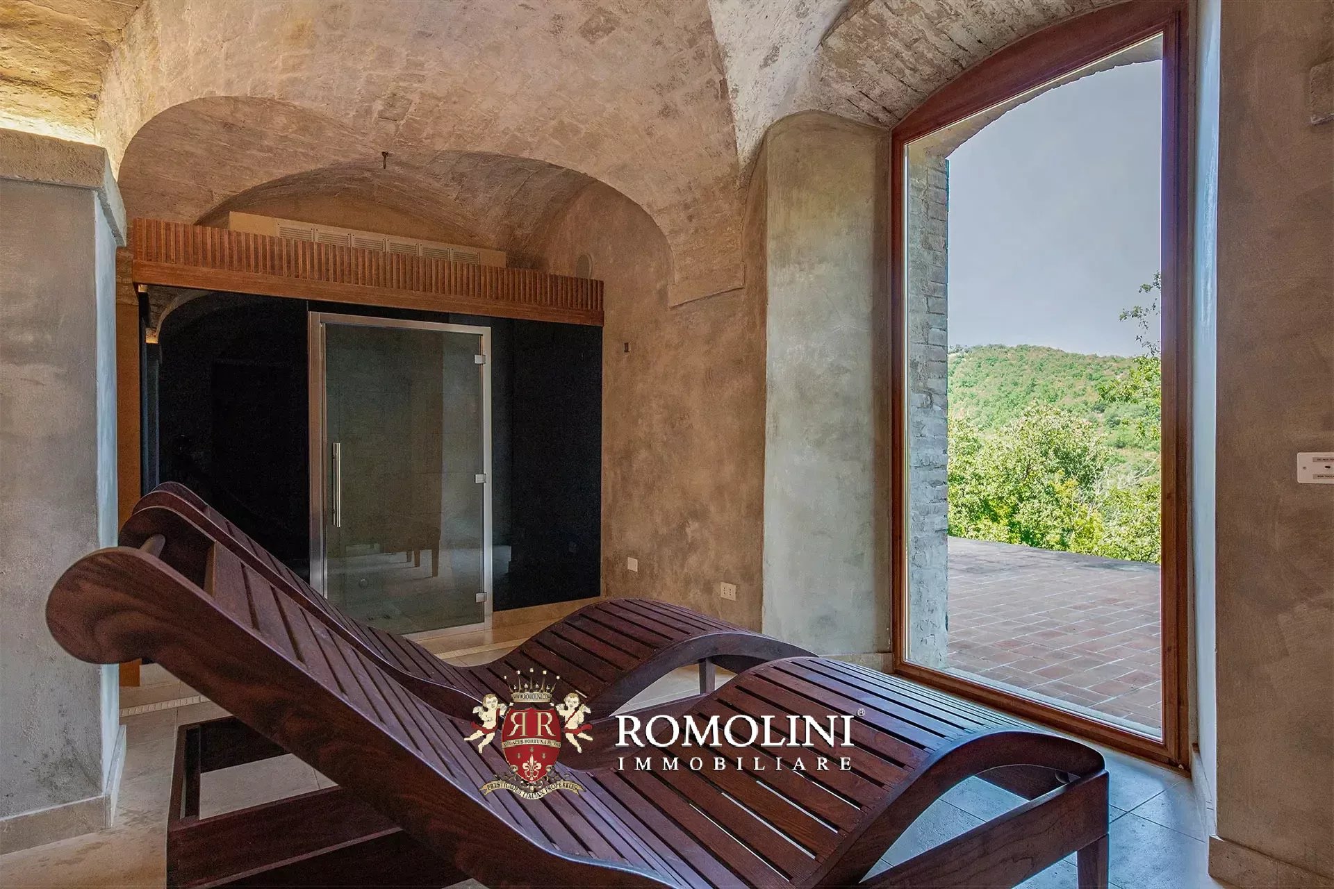 10 Bedroom Villa/Townhouse's Image 6