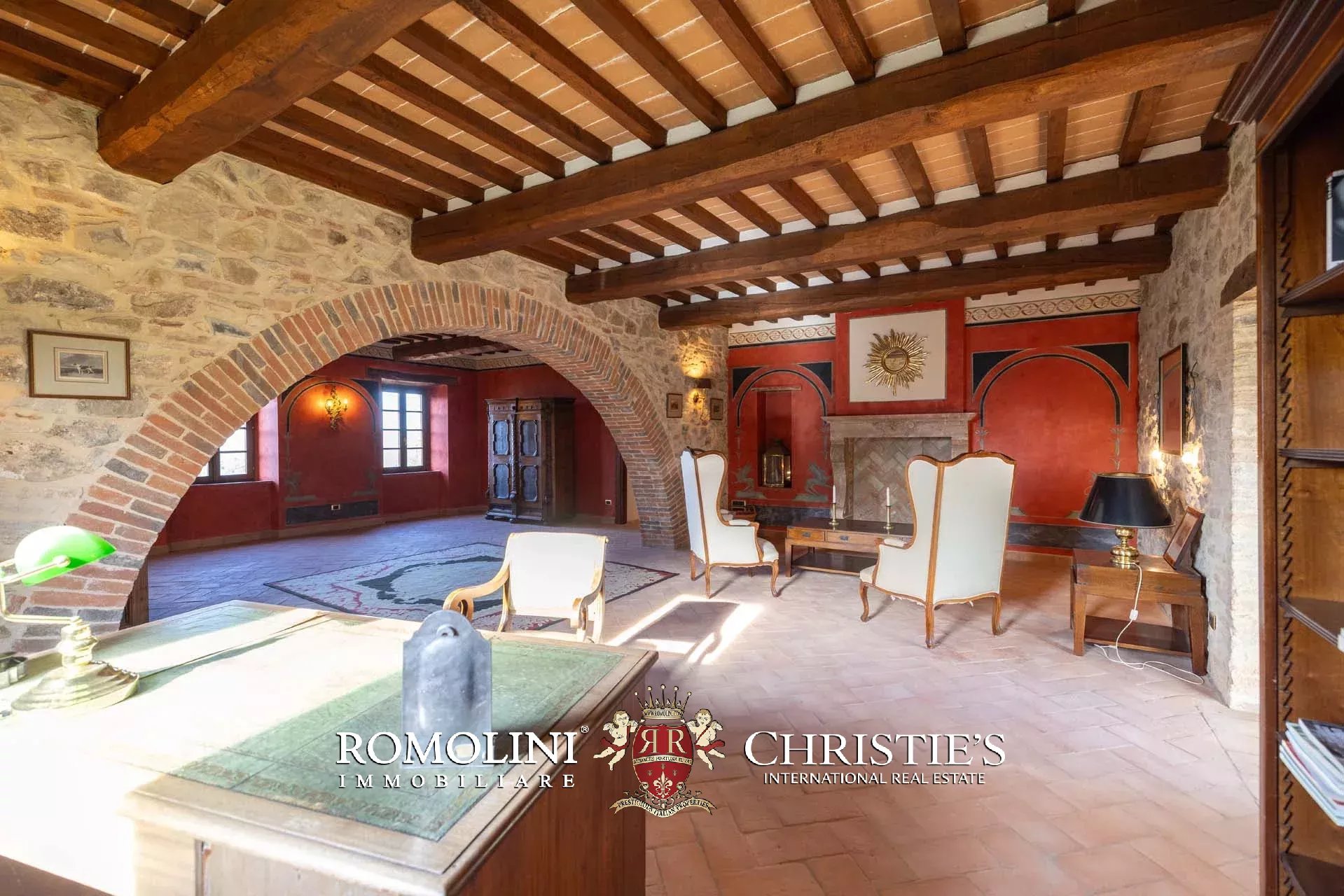 10 Bedroom Villa/Townhouse's Image 159