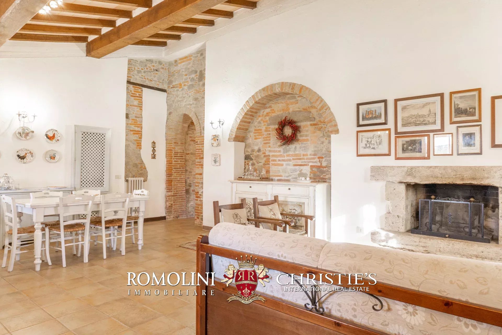 7 Bedroom Villa/Townhouse's Image 79