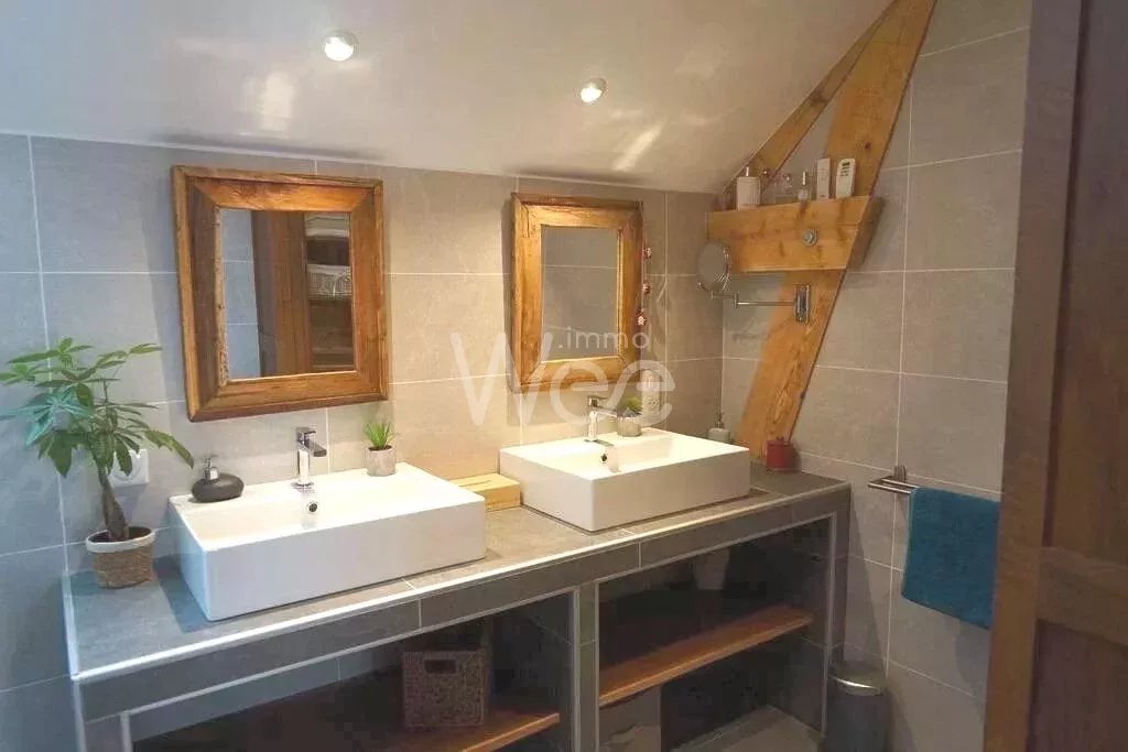 Lac  de Serre Ponçon propriété 7 P