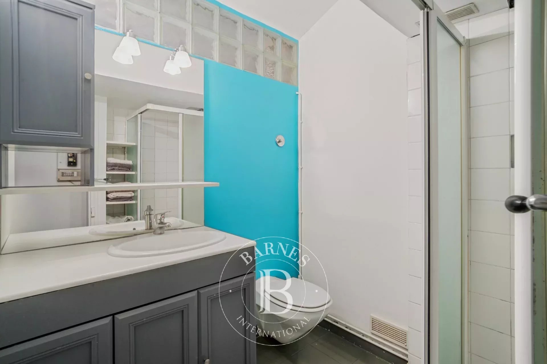 Daire Paris 10ème - picture 8