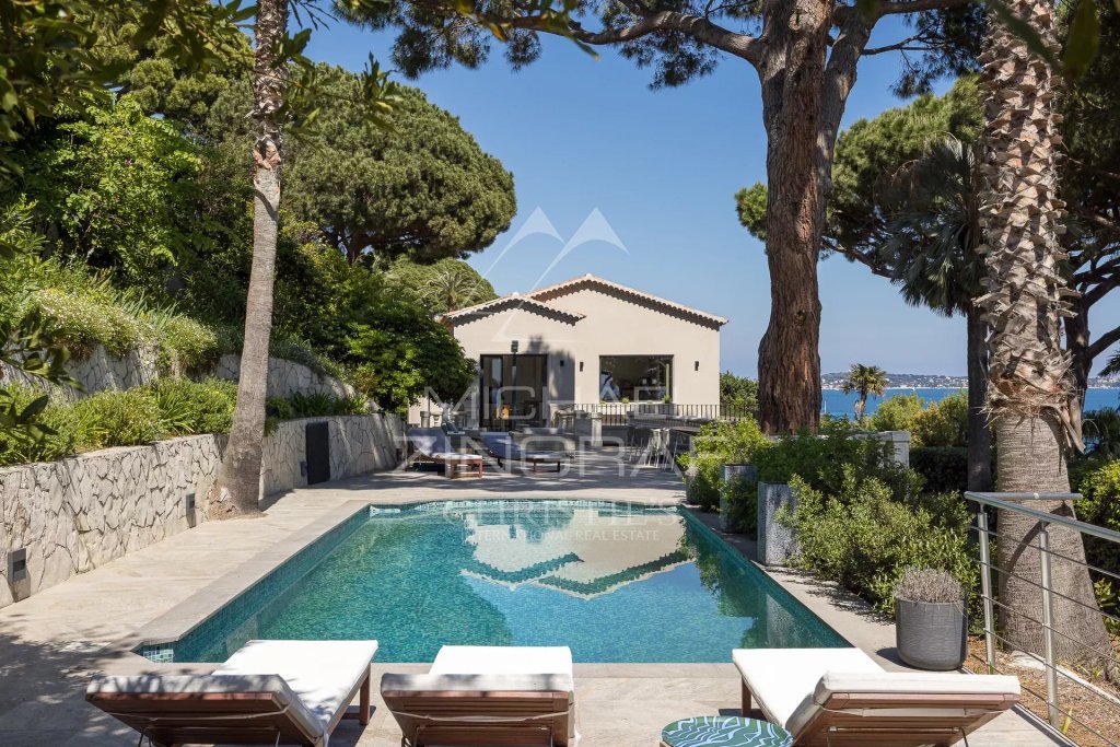 Villa for sale in Cannes — Cannes Basse Californie - Private estate - Exceptional sea view