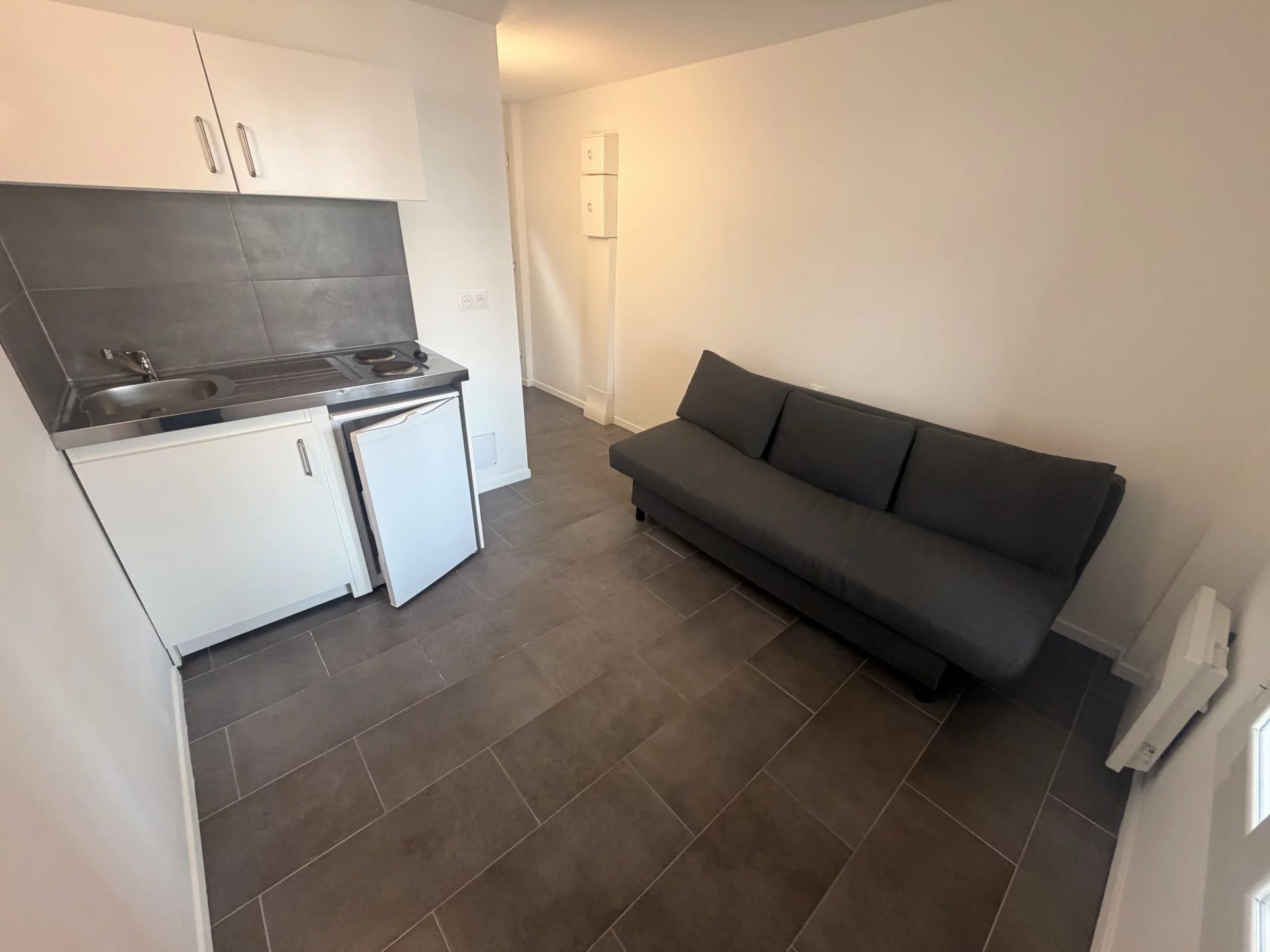 STUDIO DE 15M2 + PLACES DE PARKING