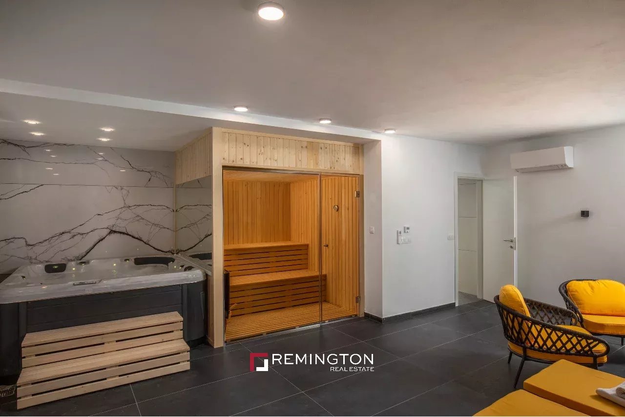 3 Bedroom Villa/Townhouse's Image 5