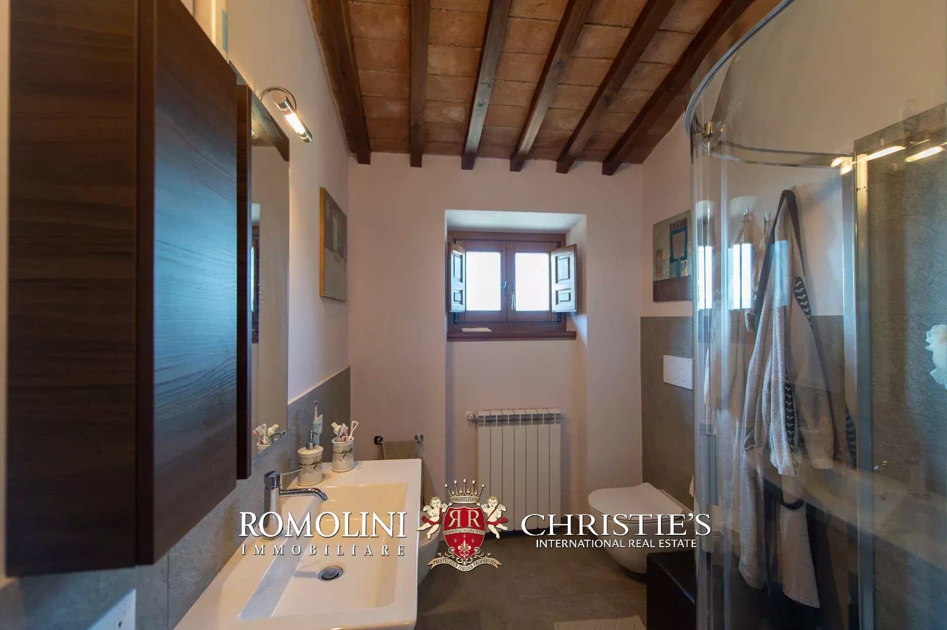 35 Bedroom Villa/Townhouse's Image 25