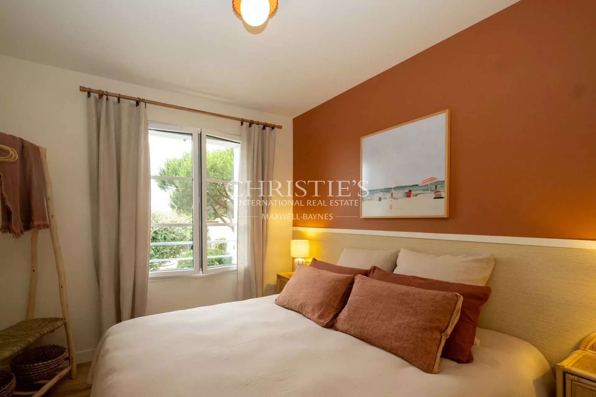 5 Bedroom Villa/Townhouse's Image 10