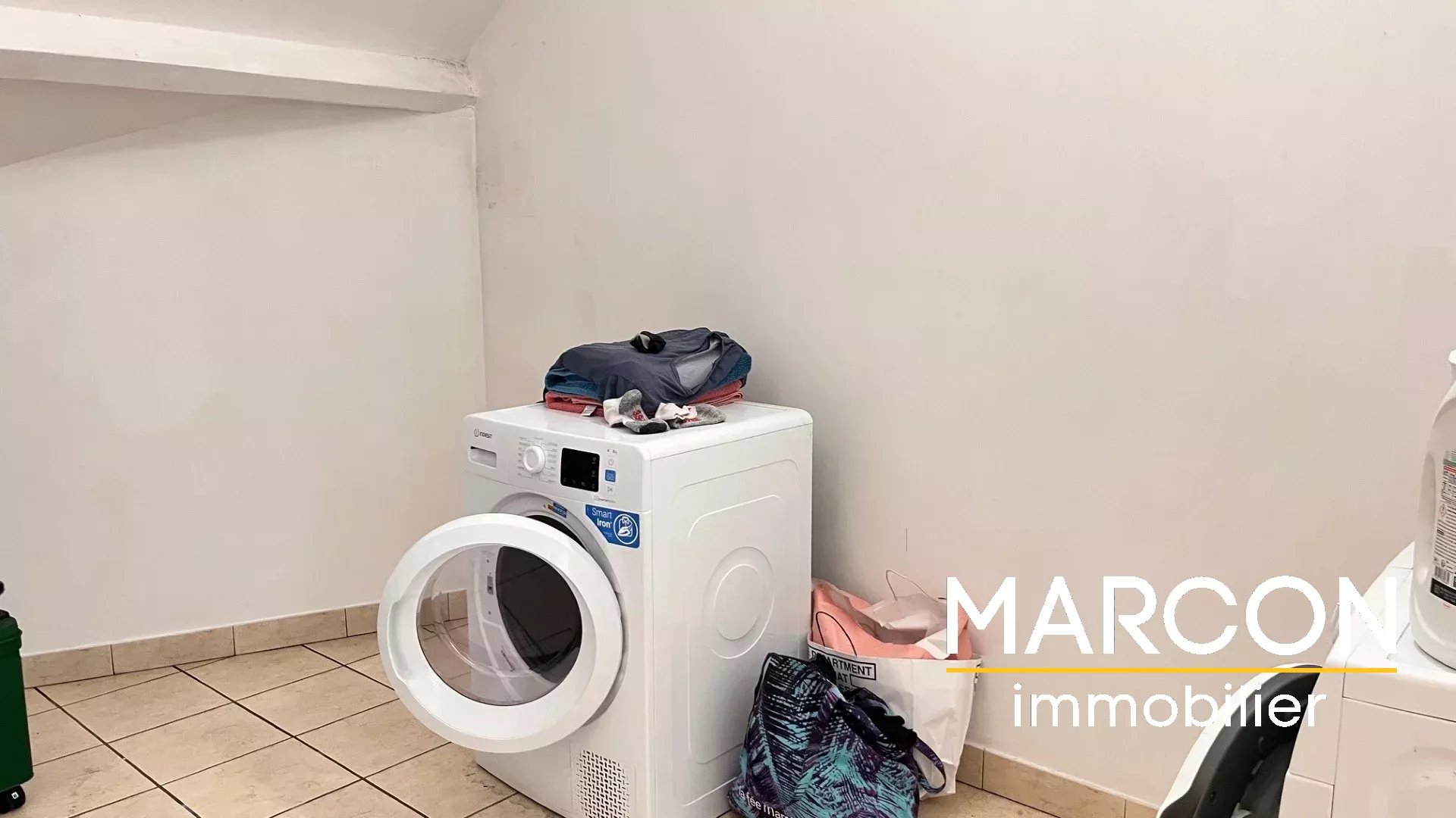 Maison F5 à louer  -  LA BRIONNE