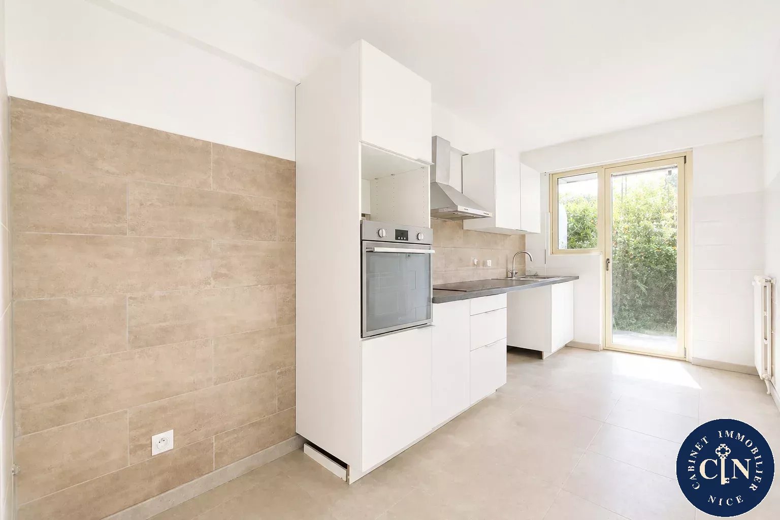 3 pièces 81 m² - Balcon apreçu mer et jardin - Mont Boron — photo 7