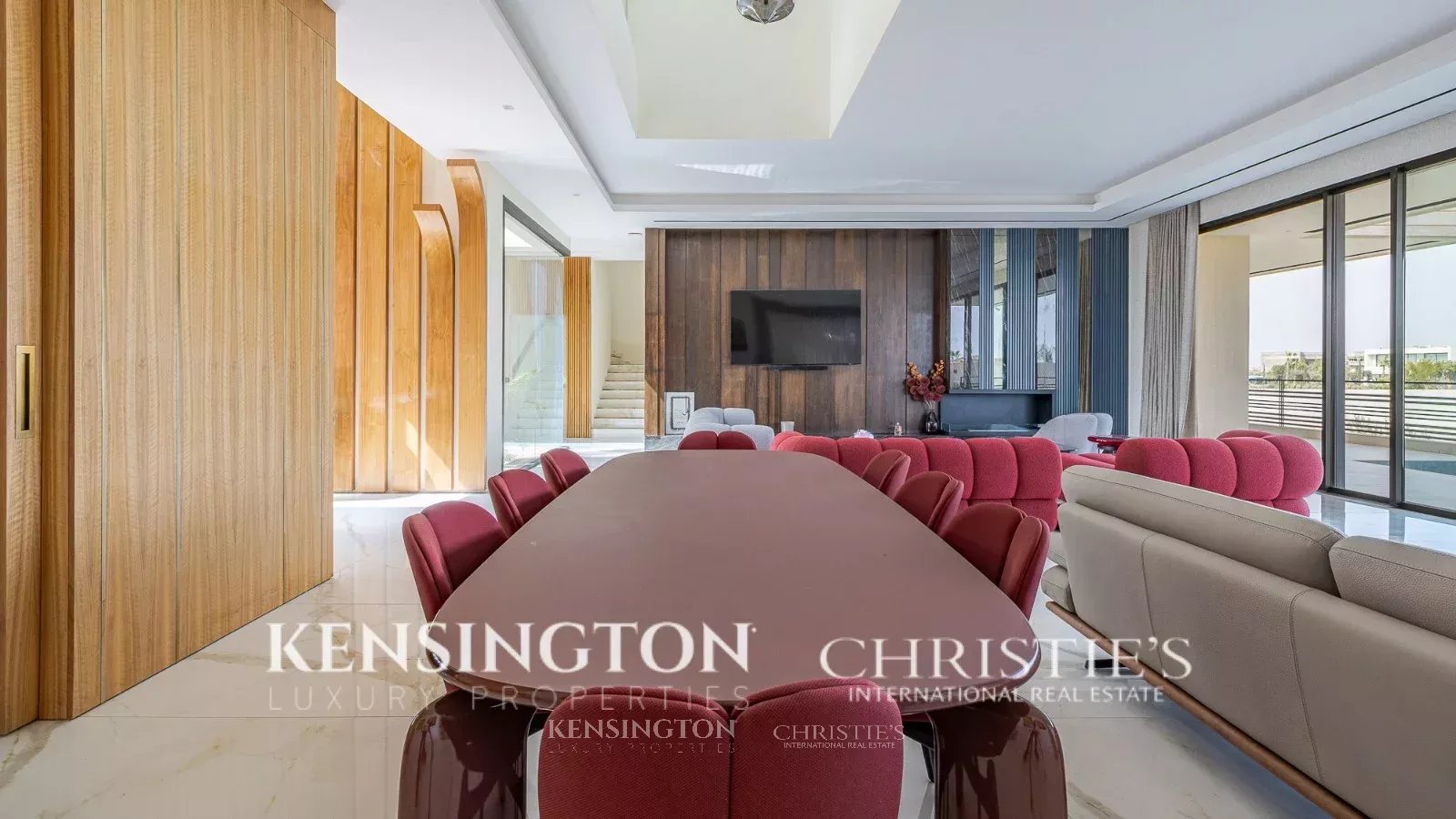 4 Bedroom Villa/Townhouse's Image 5