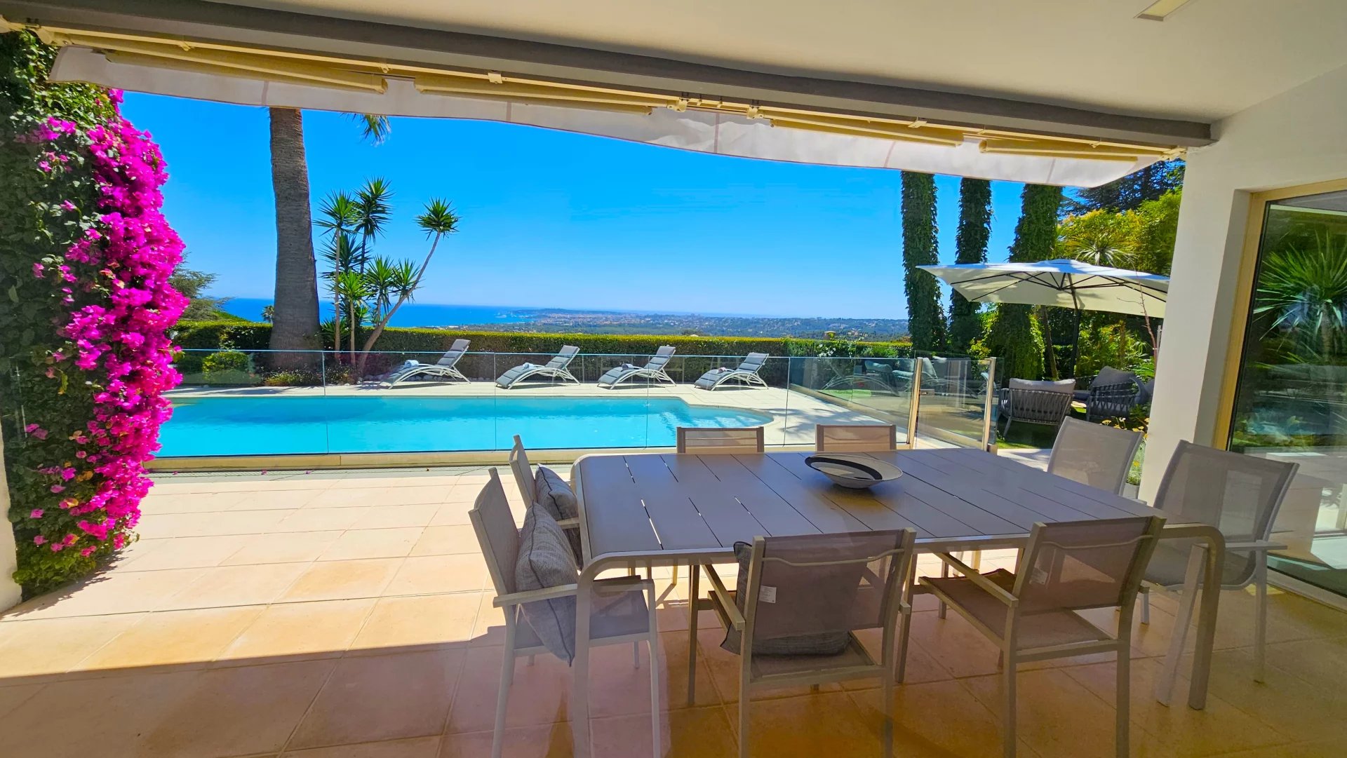 Magnifique villa, piscine, vue mer - Hauts de Vaugrenier