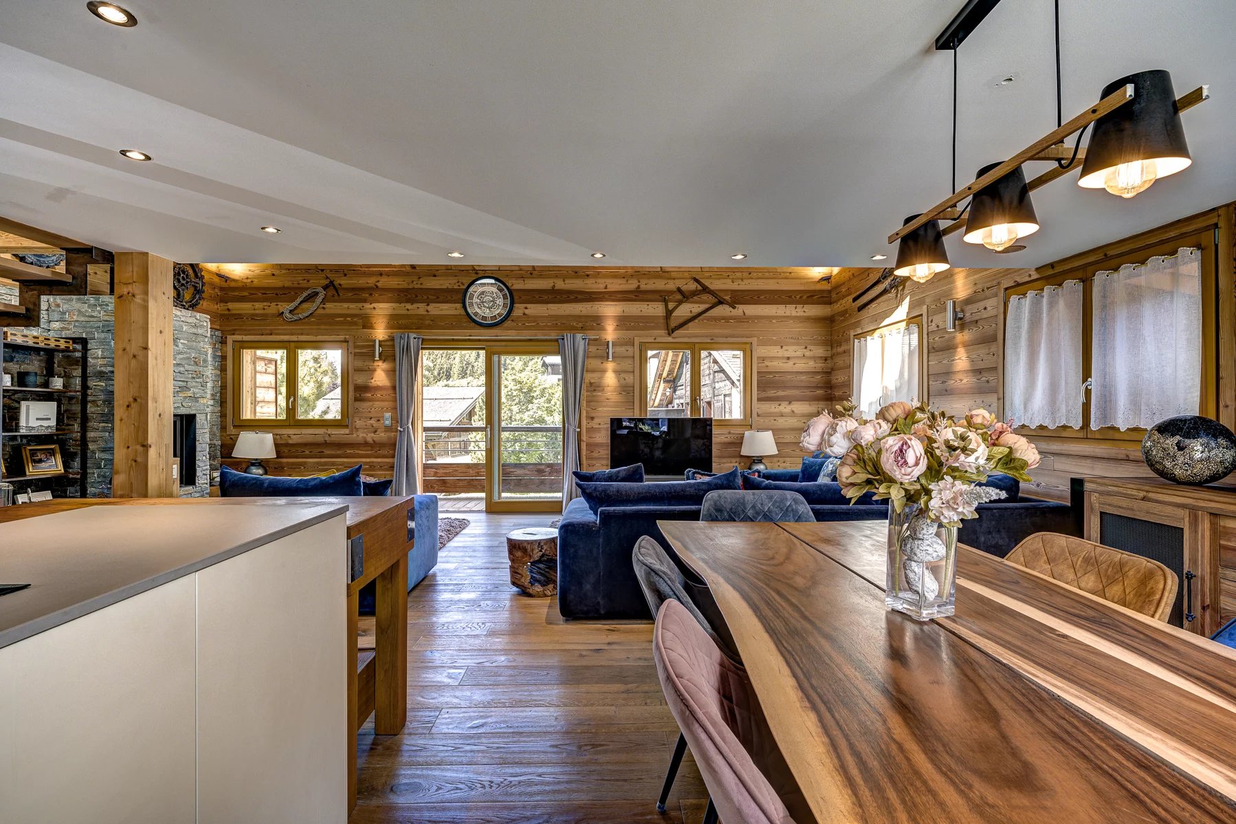 Photo of ARGENTIERE - Recently built, modern 4-bed demi-chalet