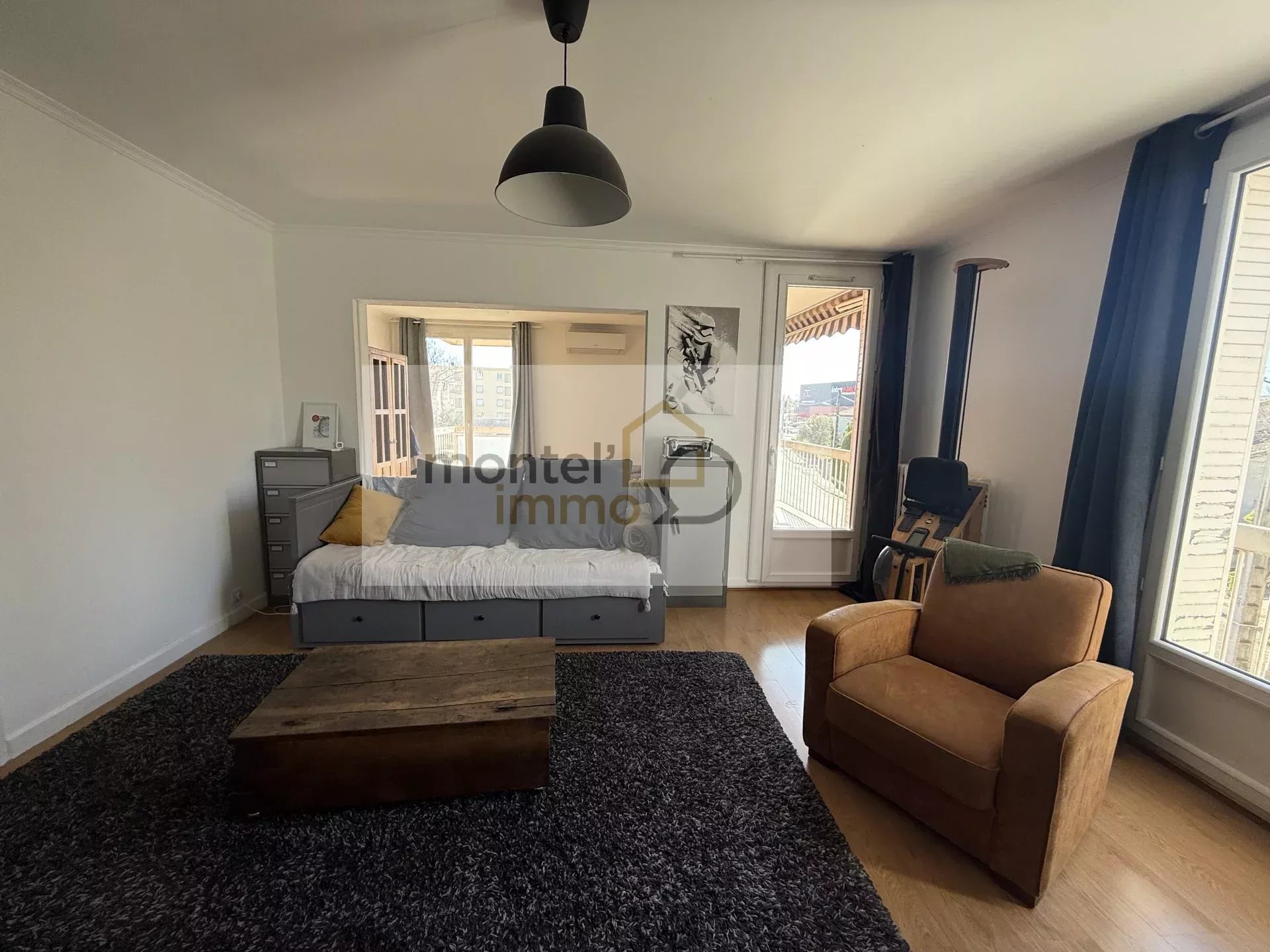 Agence immobilière de 