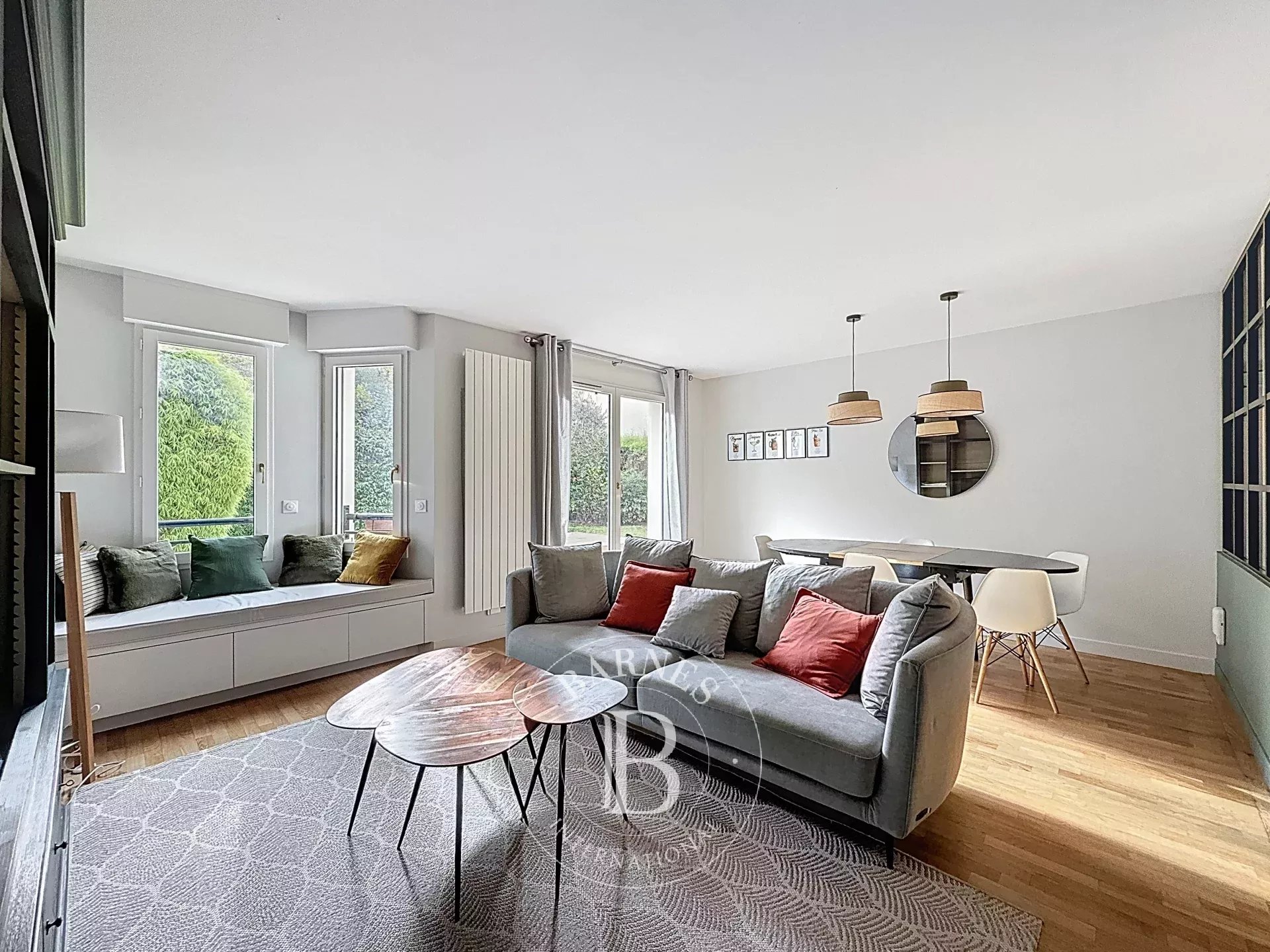 Apartment Courbevoie - picture 1