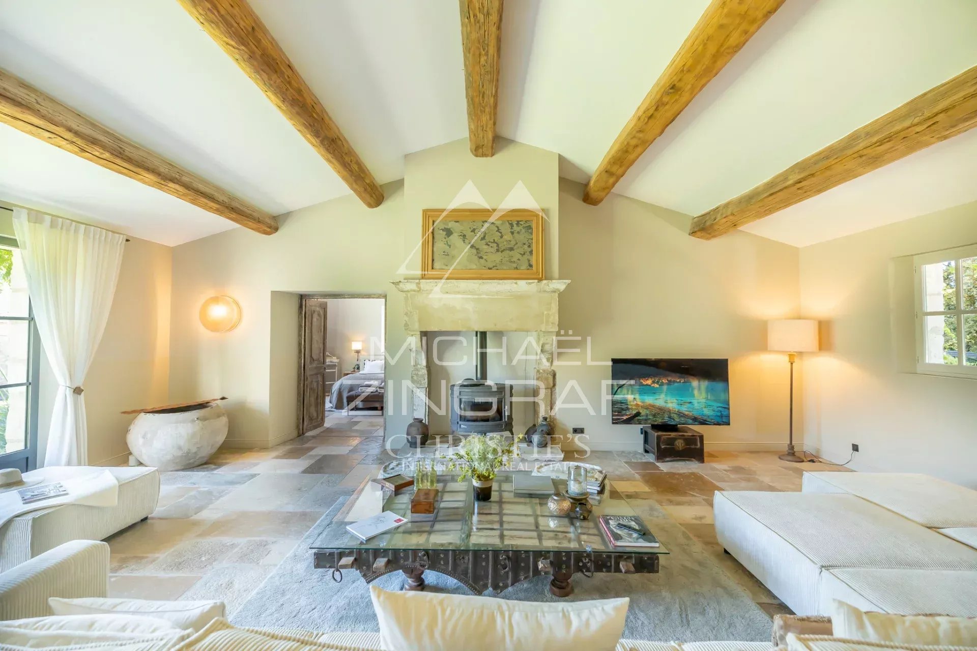 5 Bedroom Villa/Townhouse's Image 7