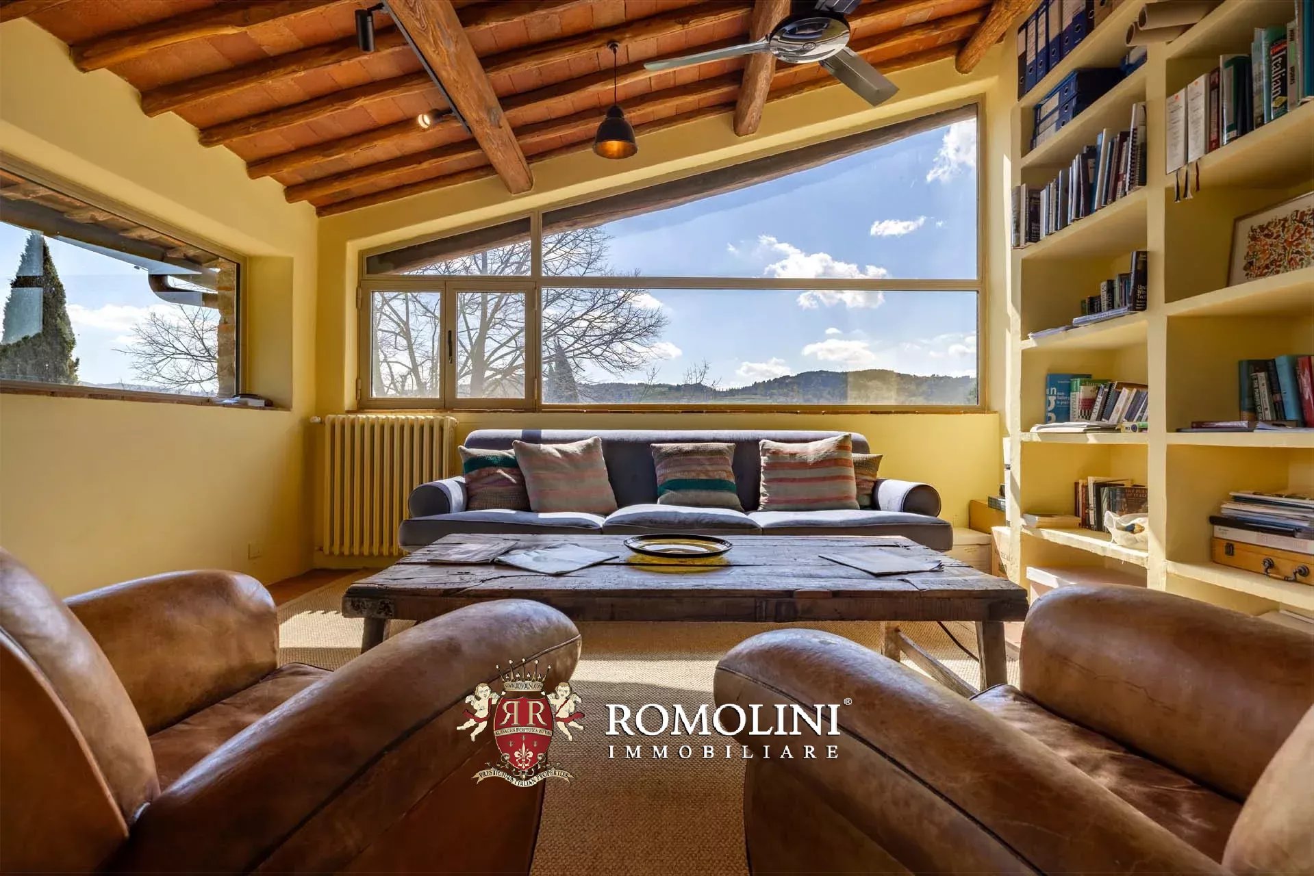 5 Bedroom Vineyard's Image 41