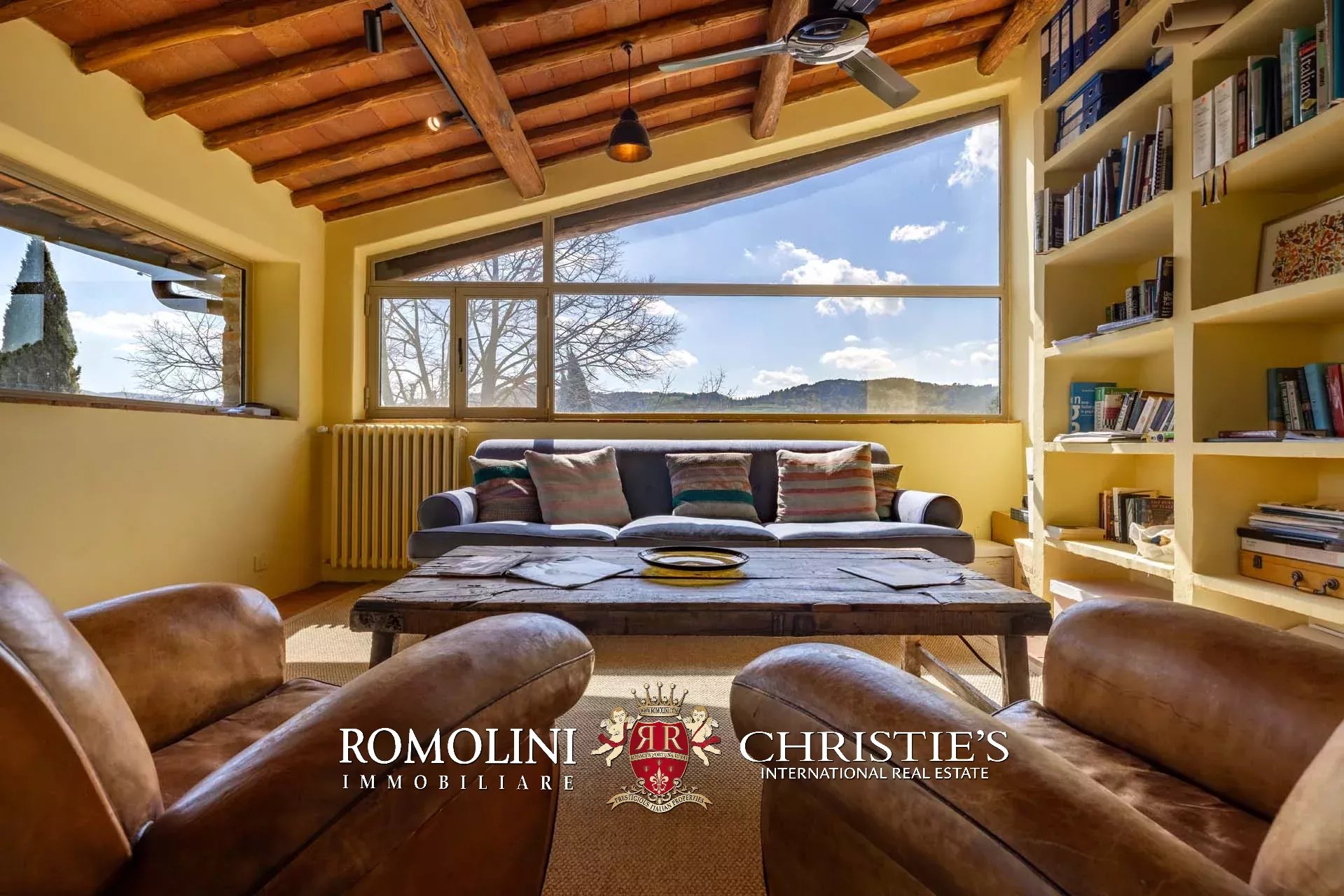 5 Bedroom Vineyard's Image 41