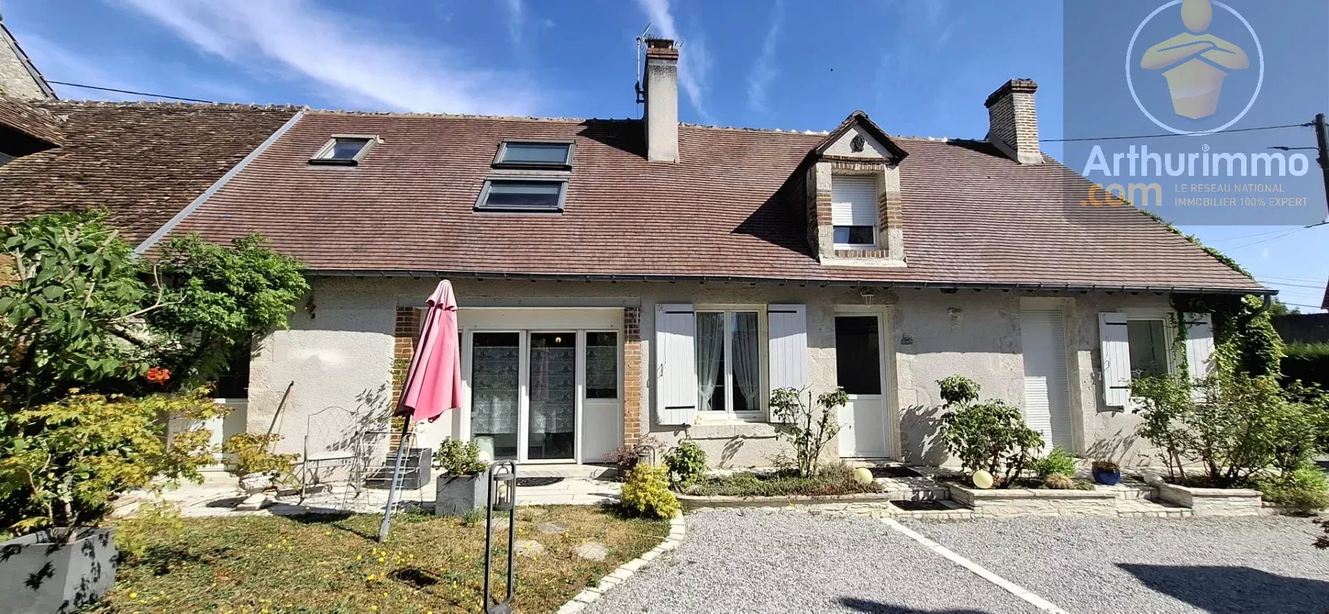 Ensemble immobilier à Avaray — photo 20