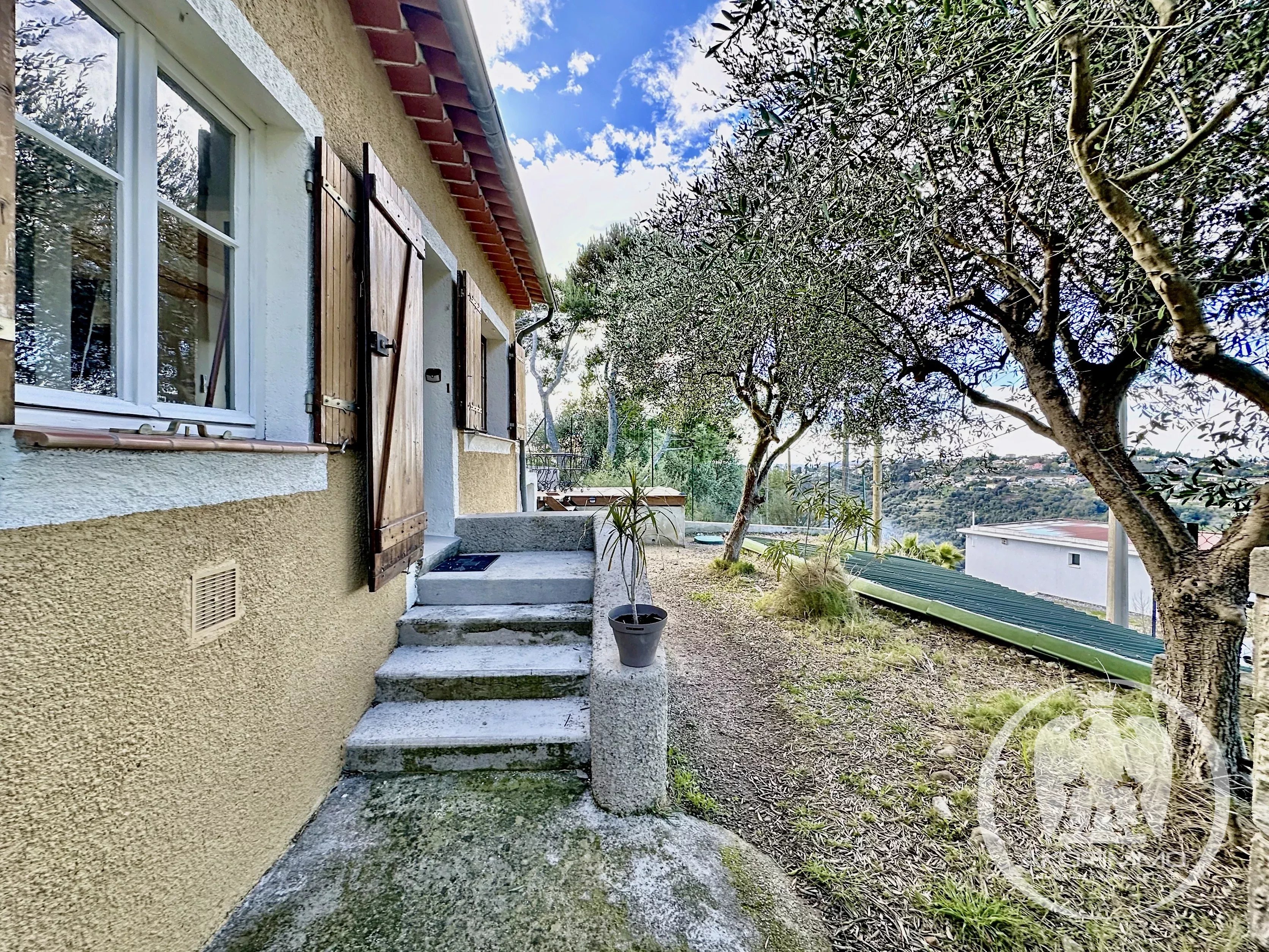 Maison  - 2 pièces  - 43.0 m2 -