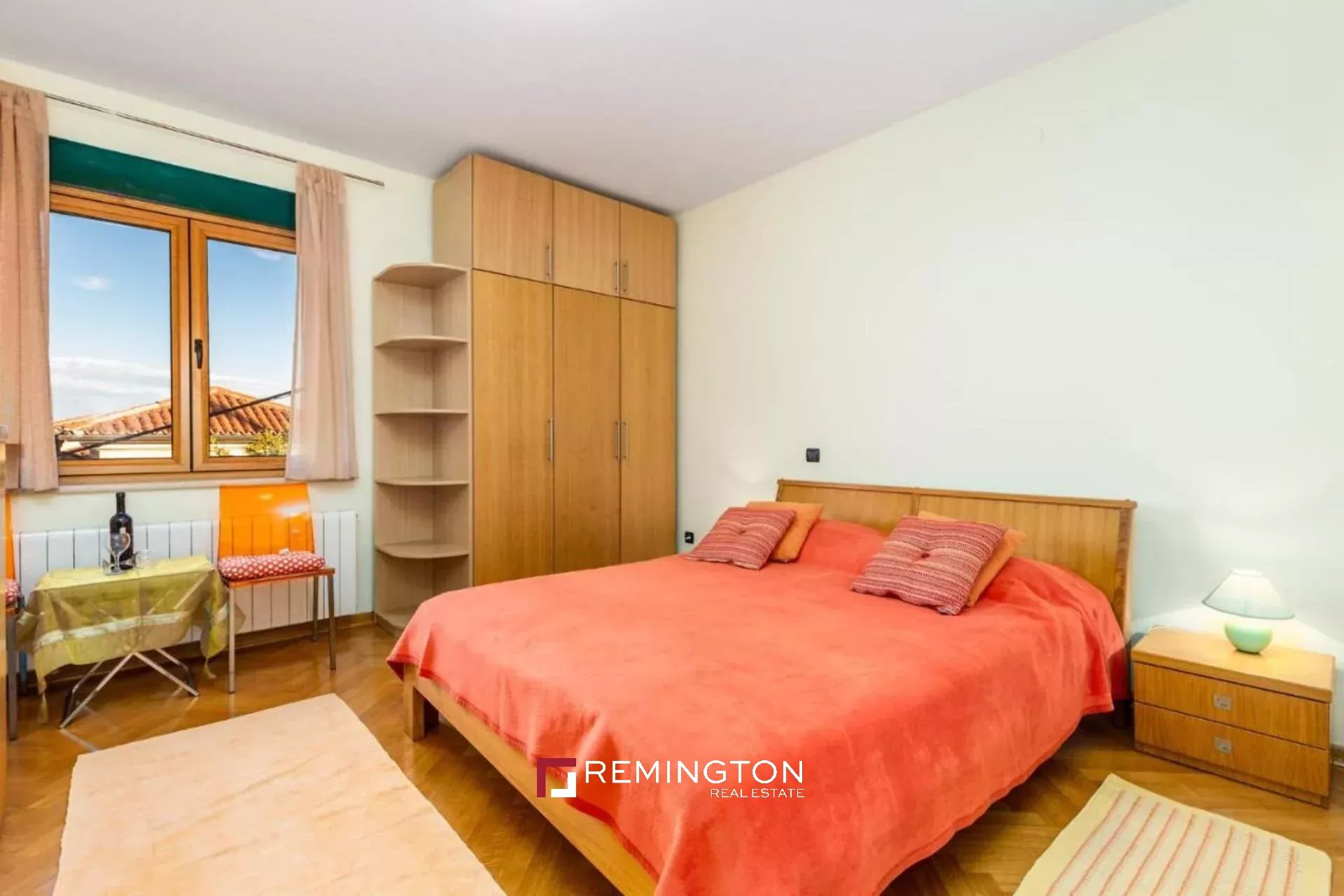 9 Bedroom Villa/Townhouse's Image 4