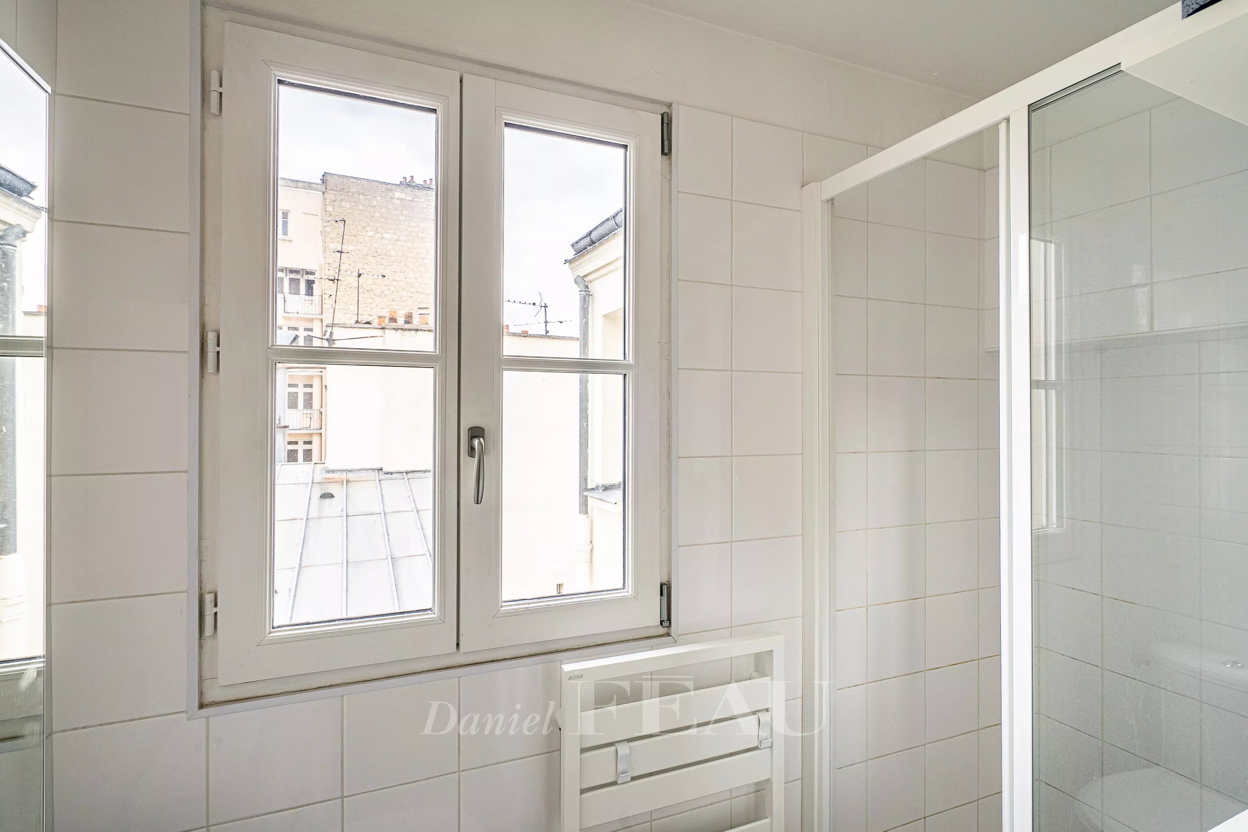 Salle de douche et WC