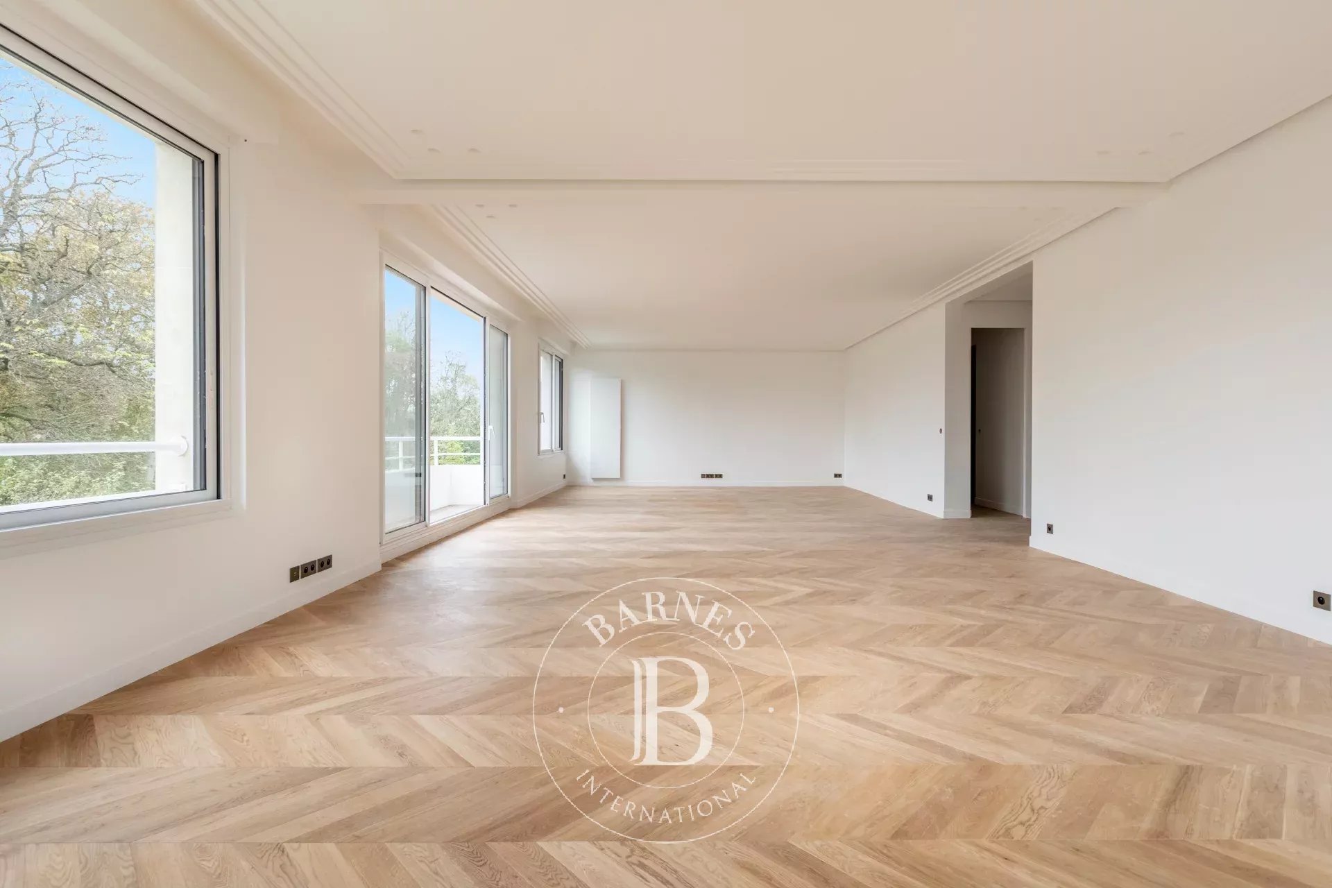 Paris  - Apartment 4 Bedrooms - picture 4
