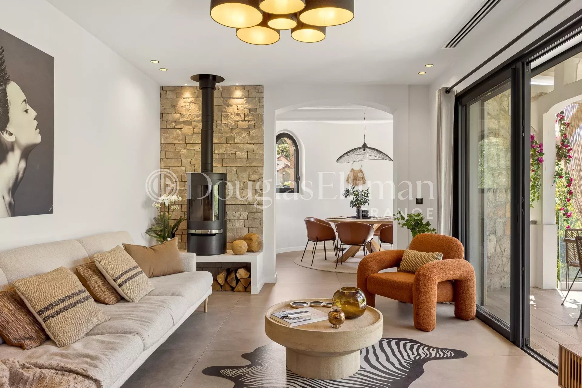 CANNES OXFORD – Stunning and fully renovated 6-room villa - Picture n°3