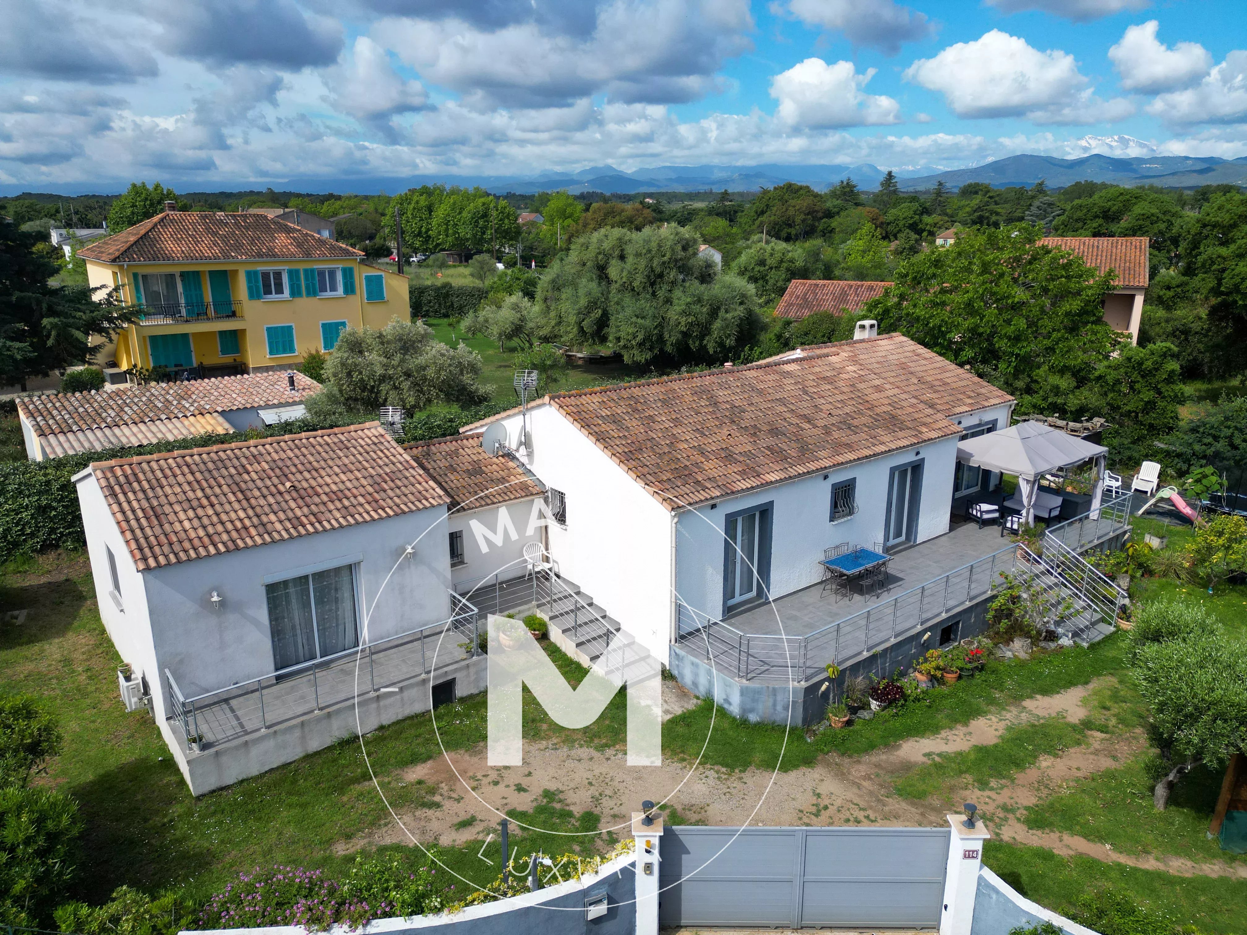 Linguizetta - Villa familiale avec appartement indépendant- 148,15 M2 _ Terrain 1884 M2