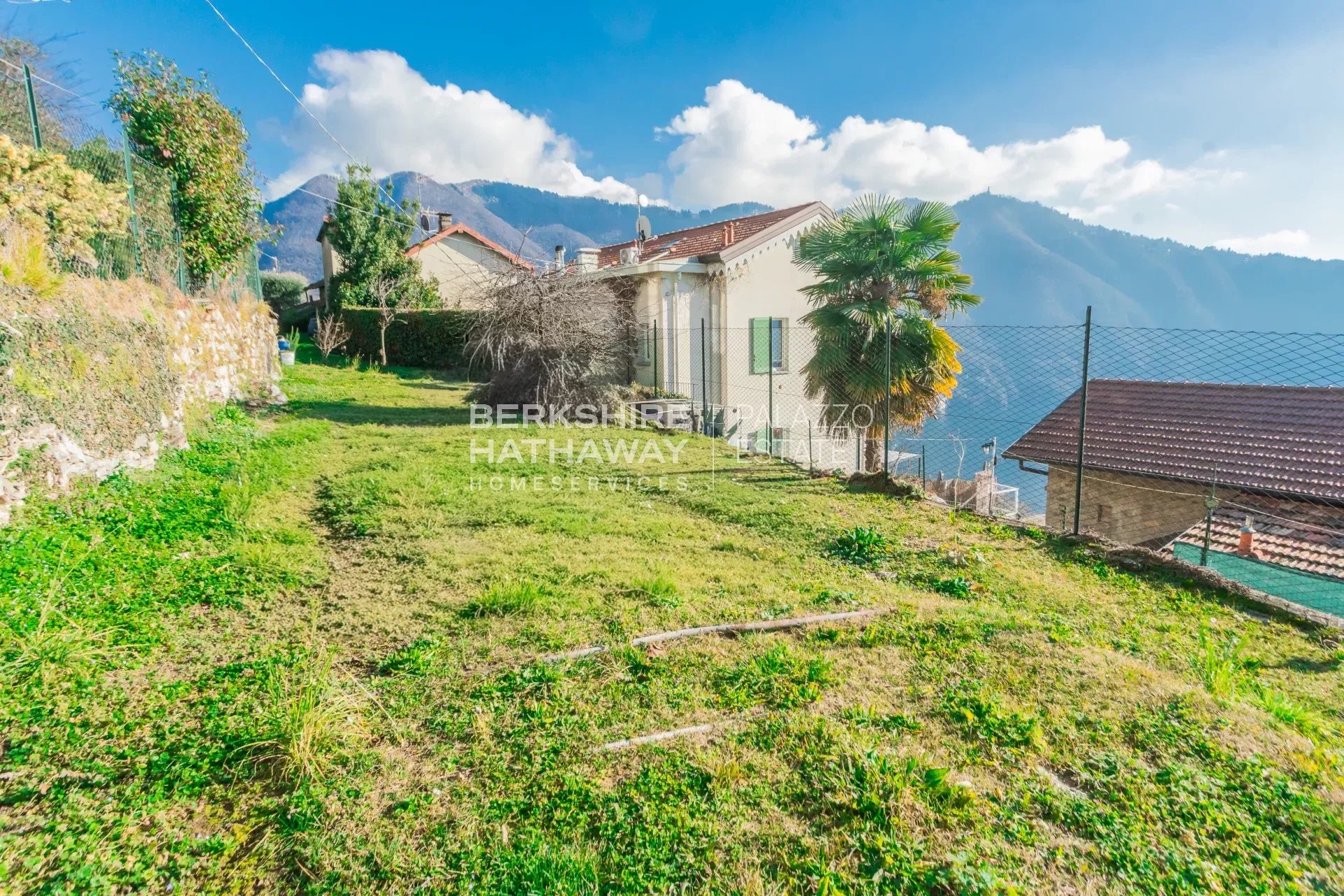 Casa a Cernobbio con vista lago e giardino