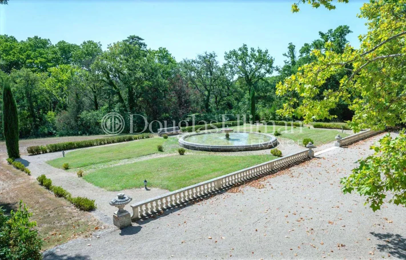 AIX-EN-PROVENCE – Superbe château - Image nᵒ3