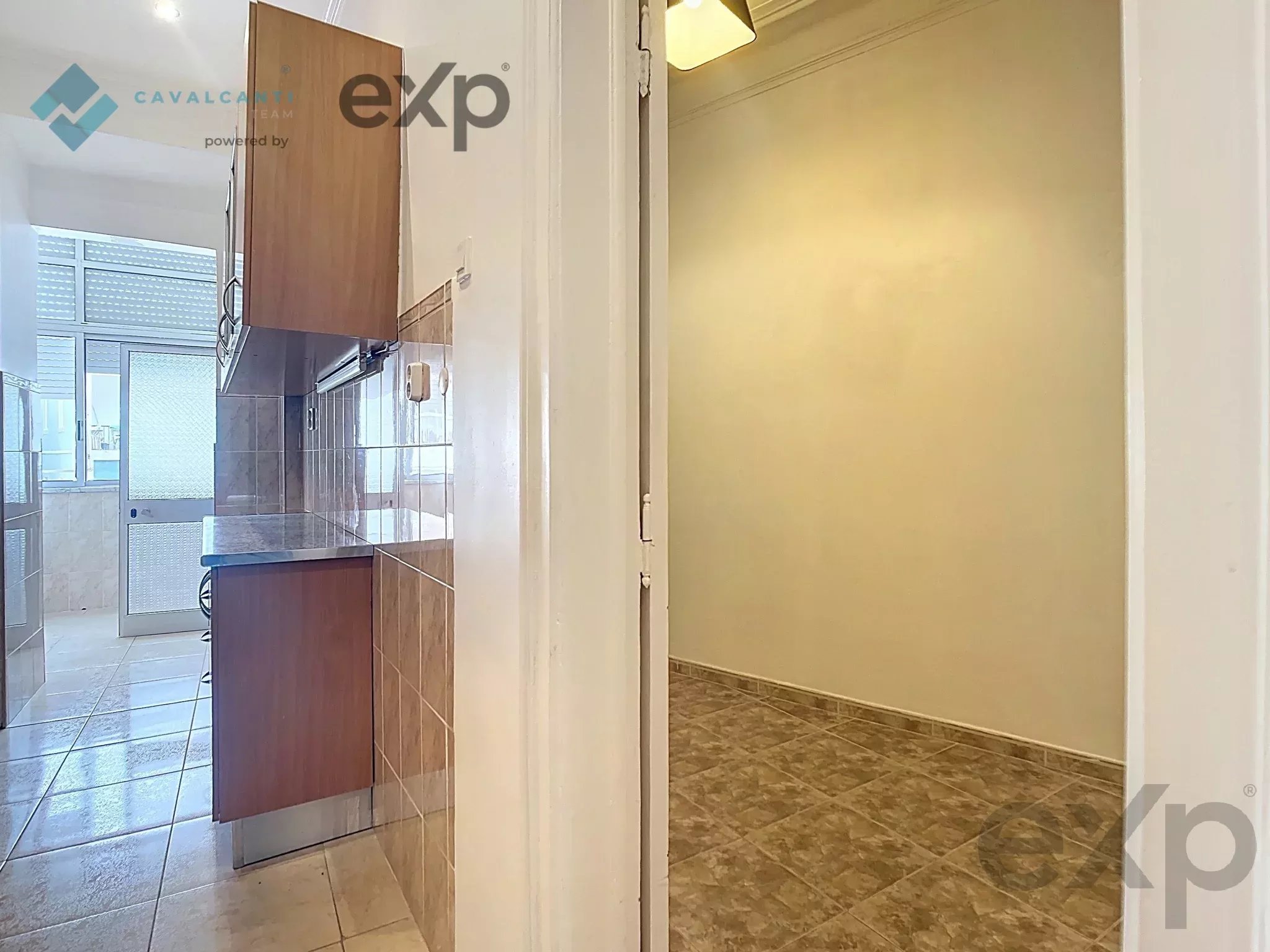 T1 + 1 in Campolide, Lisbon charm and quality of life near the Amoreiras 86914849 image 14