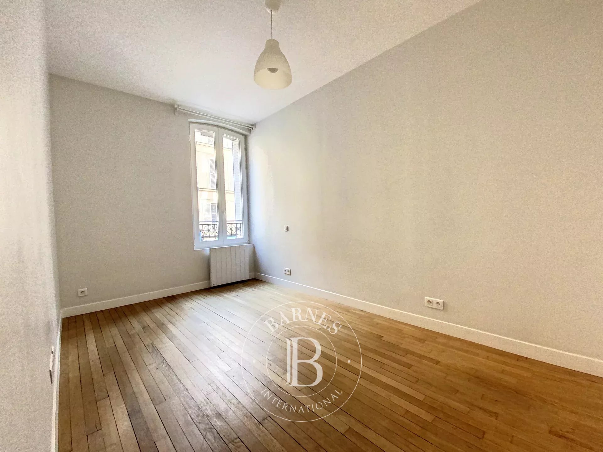 Daire Paris 18ème - picture 6