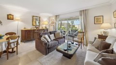 City Center Apartment — photo 6 of 7