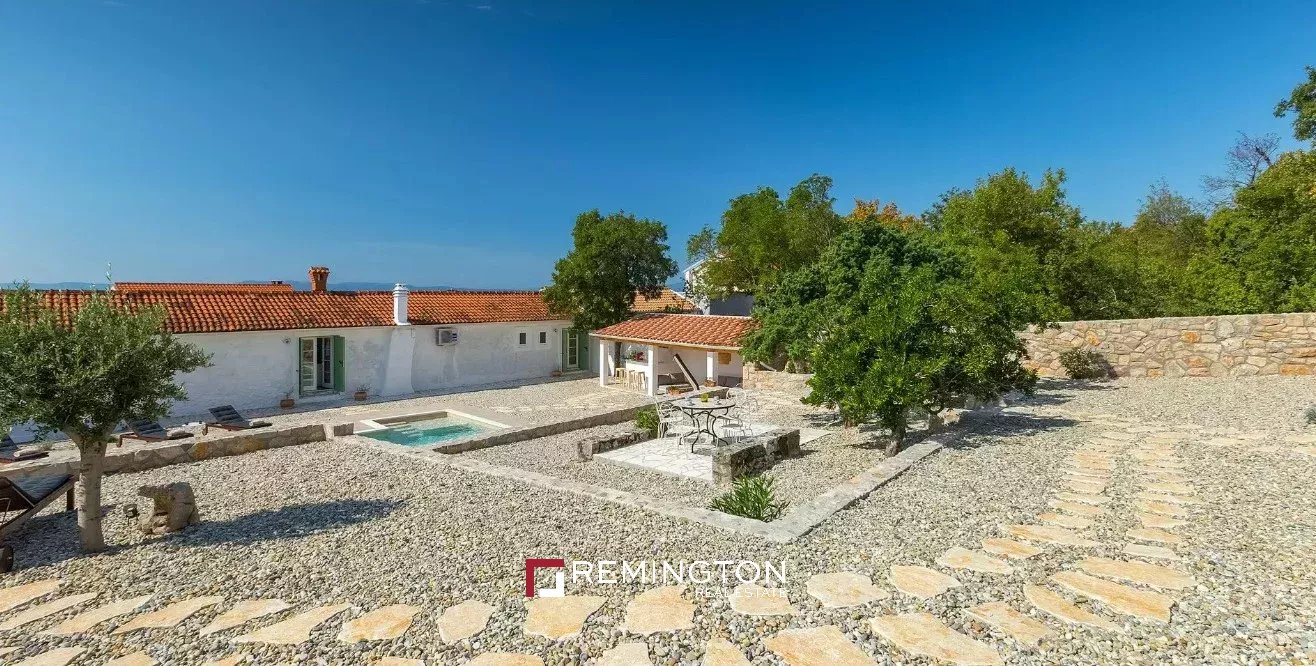 5 Bedroom Villa/Townhouse's Image 31