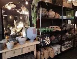 BOUTIQUE 30 M² LOCATION N ° 1