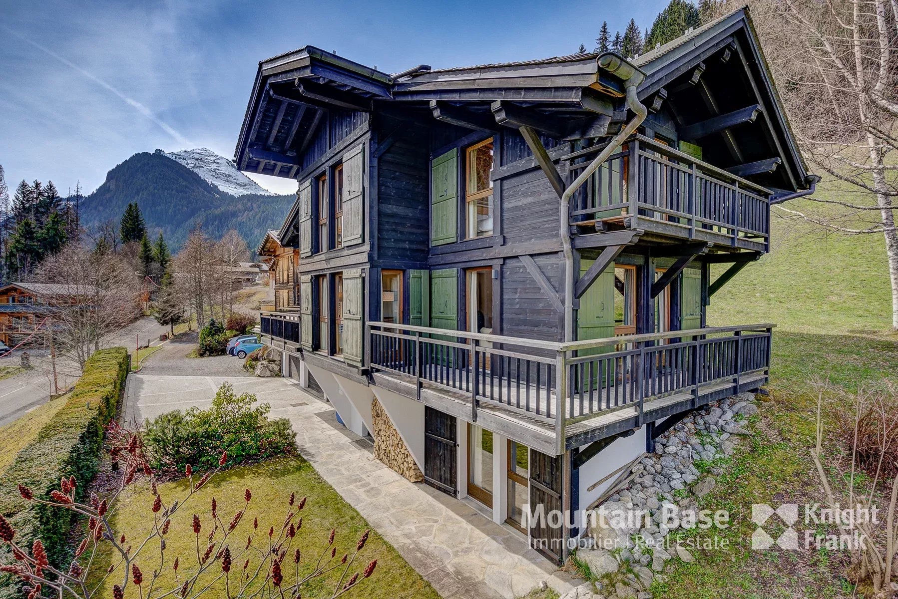 Photo of A 5 bedroom ski-in ski-out chalet, a rare opportunity in Morzine