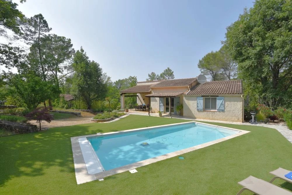 Proche commodités Villa de 172 m² avec studio
