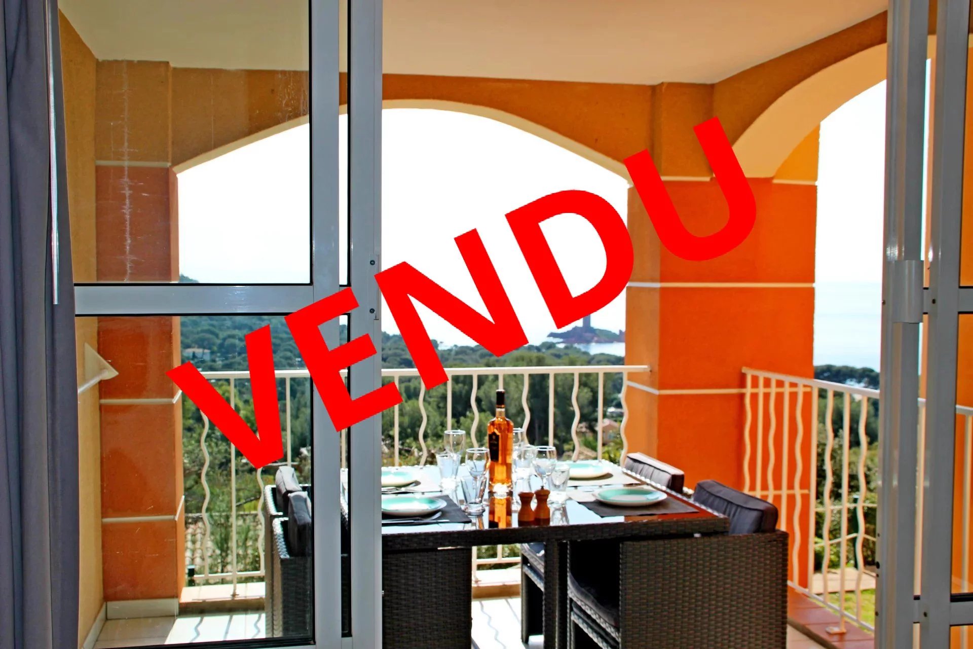 ApartmentStage 1st, View Golf, General condition Good, Kitchen Kitchenette, Heating Separate electric, ...