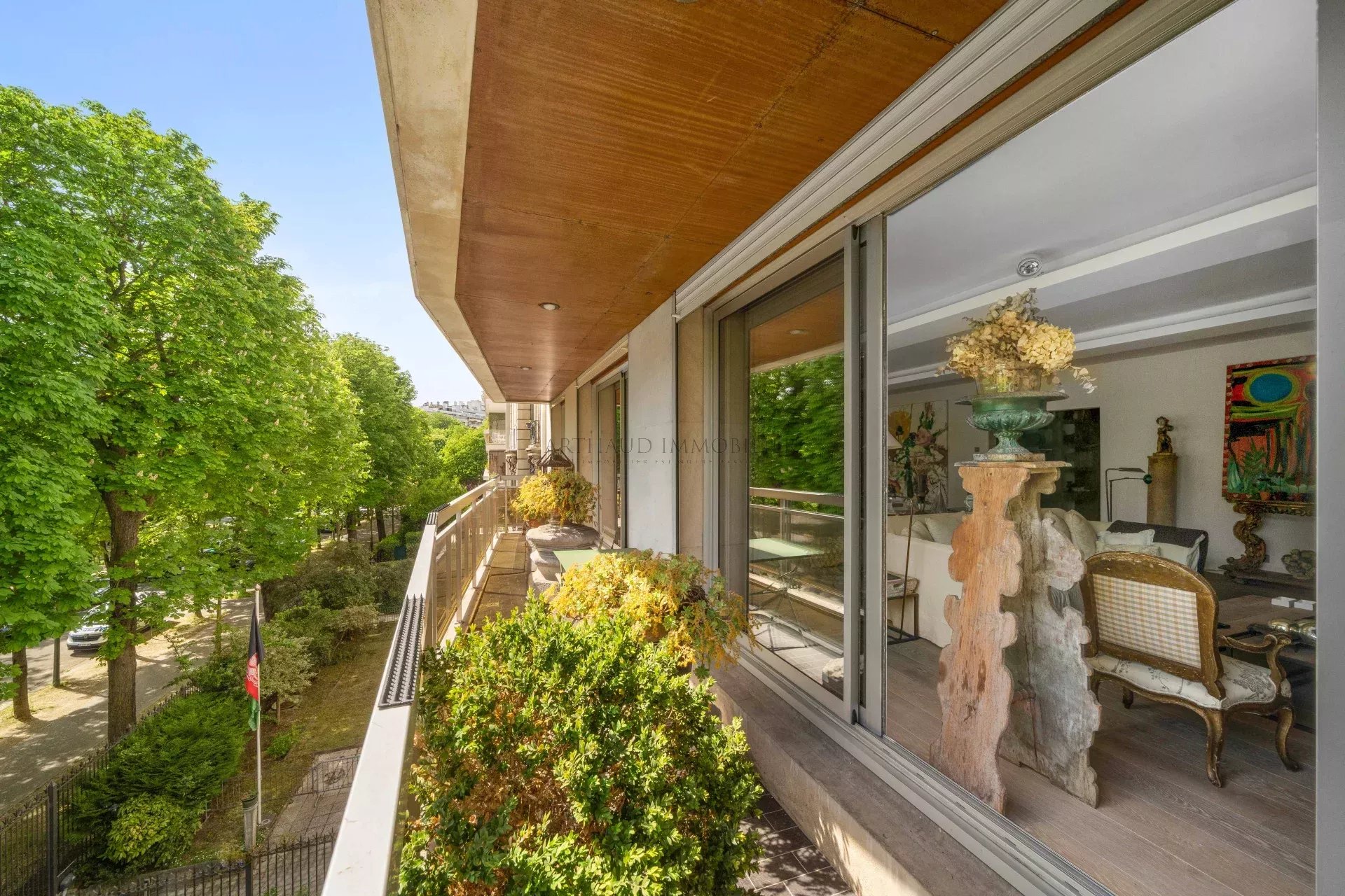 Agence immobilière de 